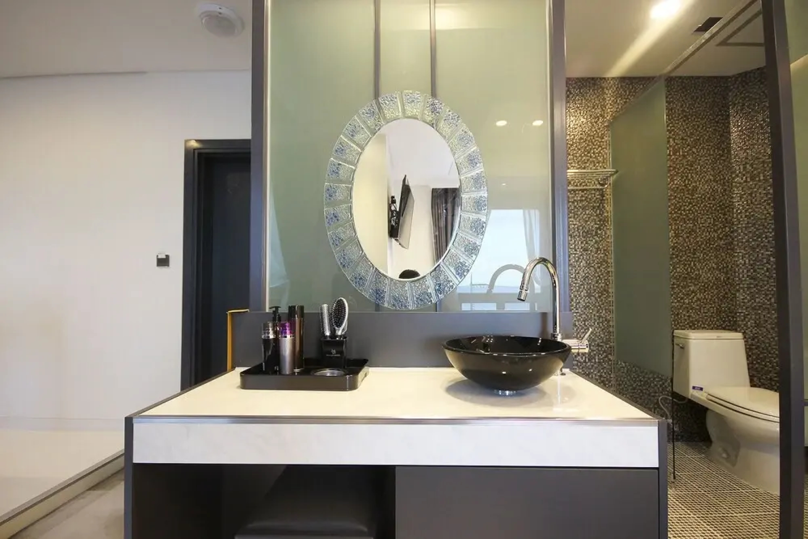 Uljin Neulbom Boutique