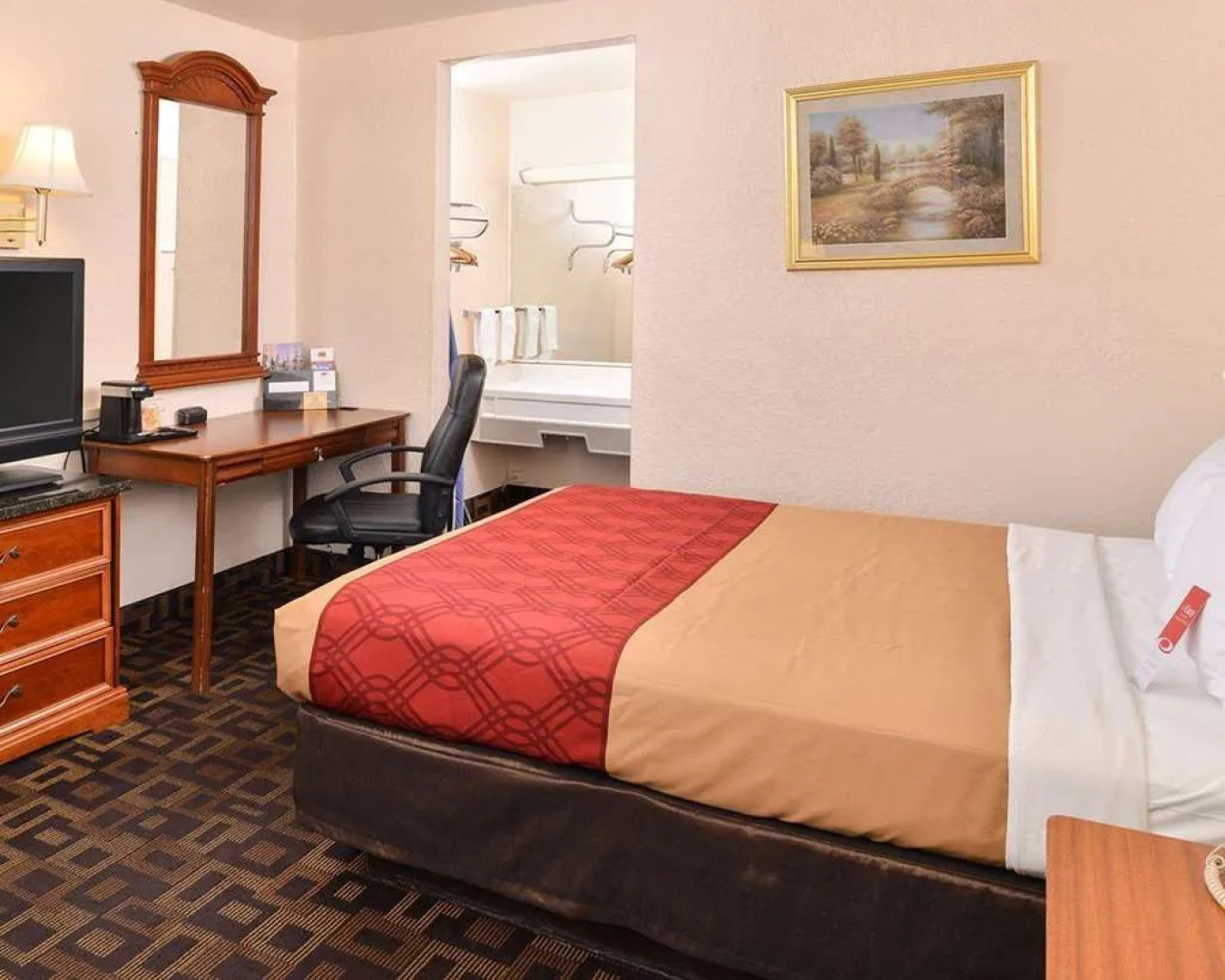 Econo Lodge Bellmawr Area