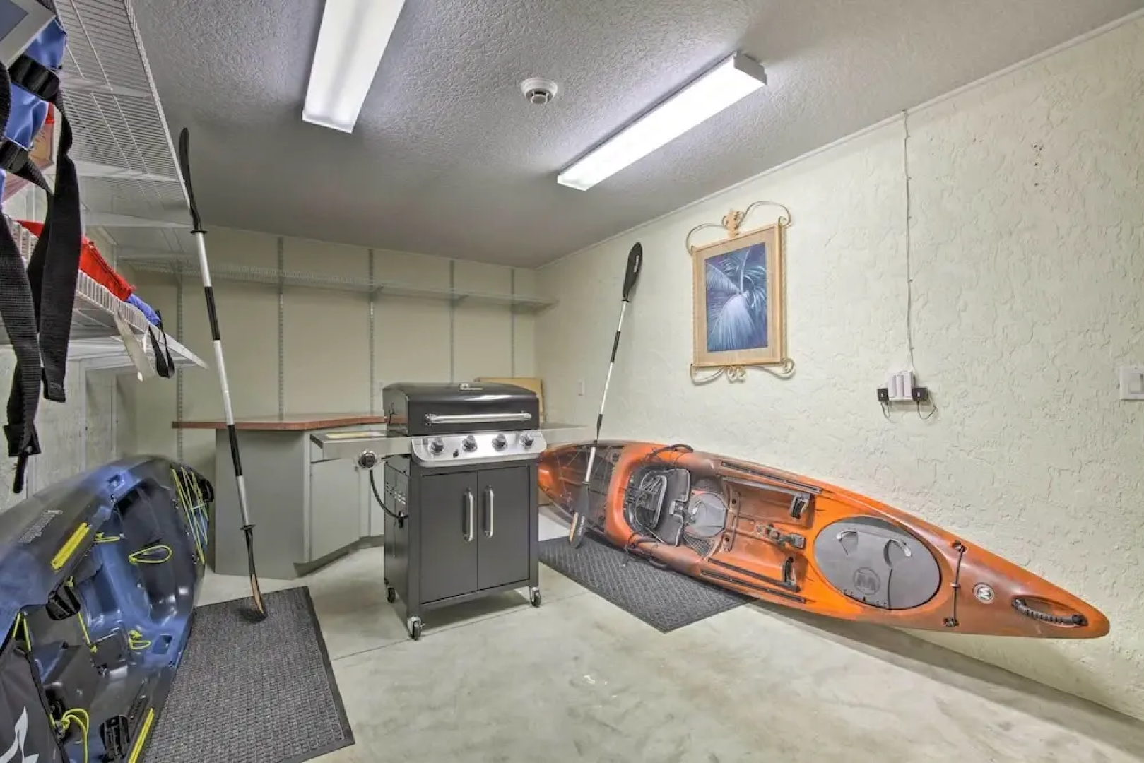 Rainbow River Oasis w/ Kayaks + Furnished Sunroom!