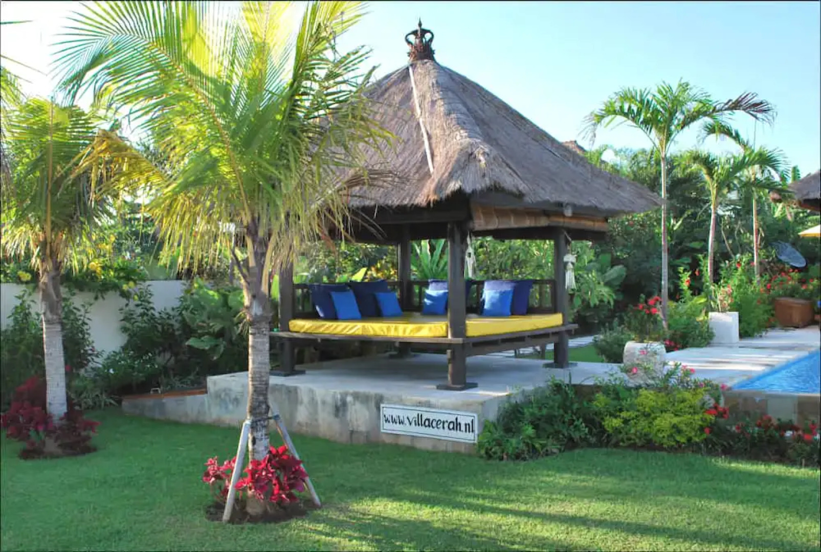 Villa Cerah Beachfront Holiday House
