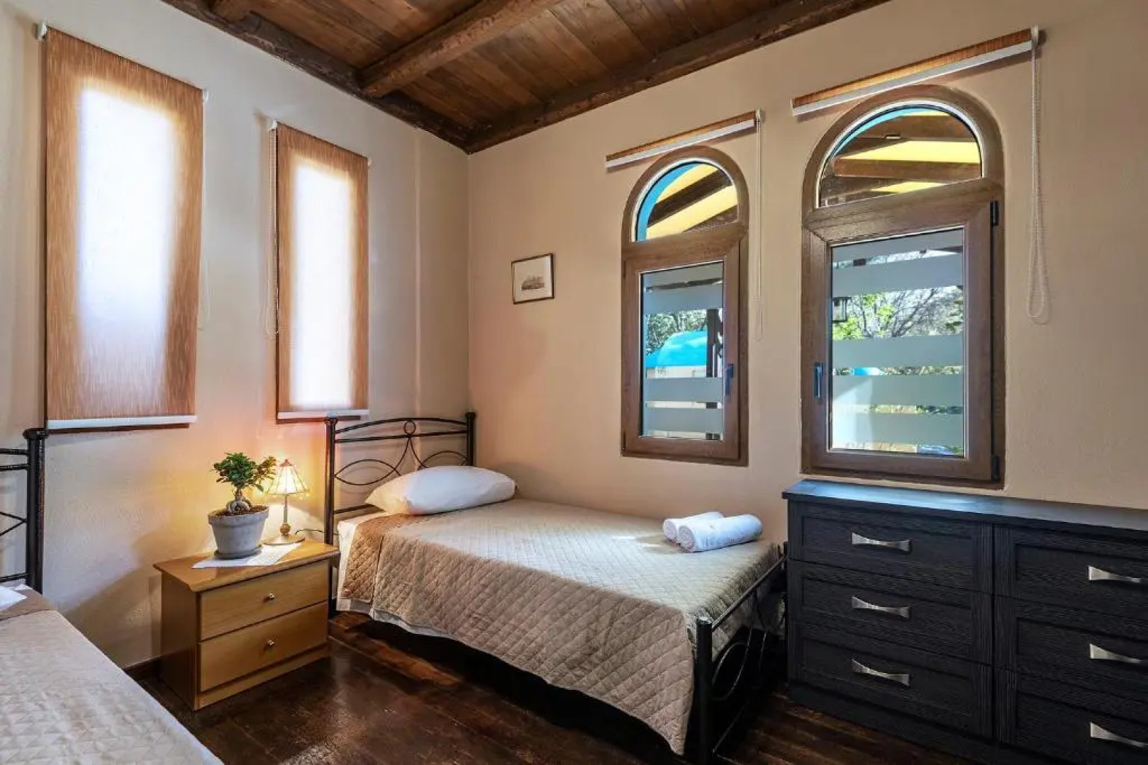 Selana House with outdoor pool