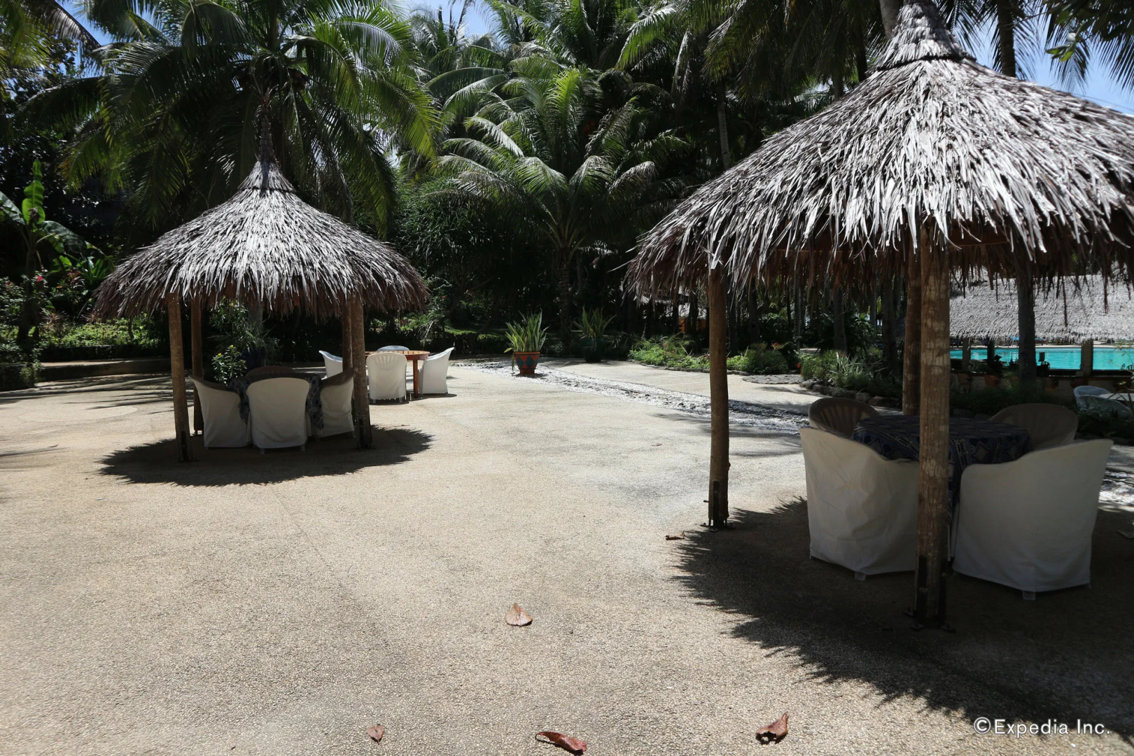 Coco Grove Beach Resort