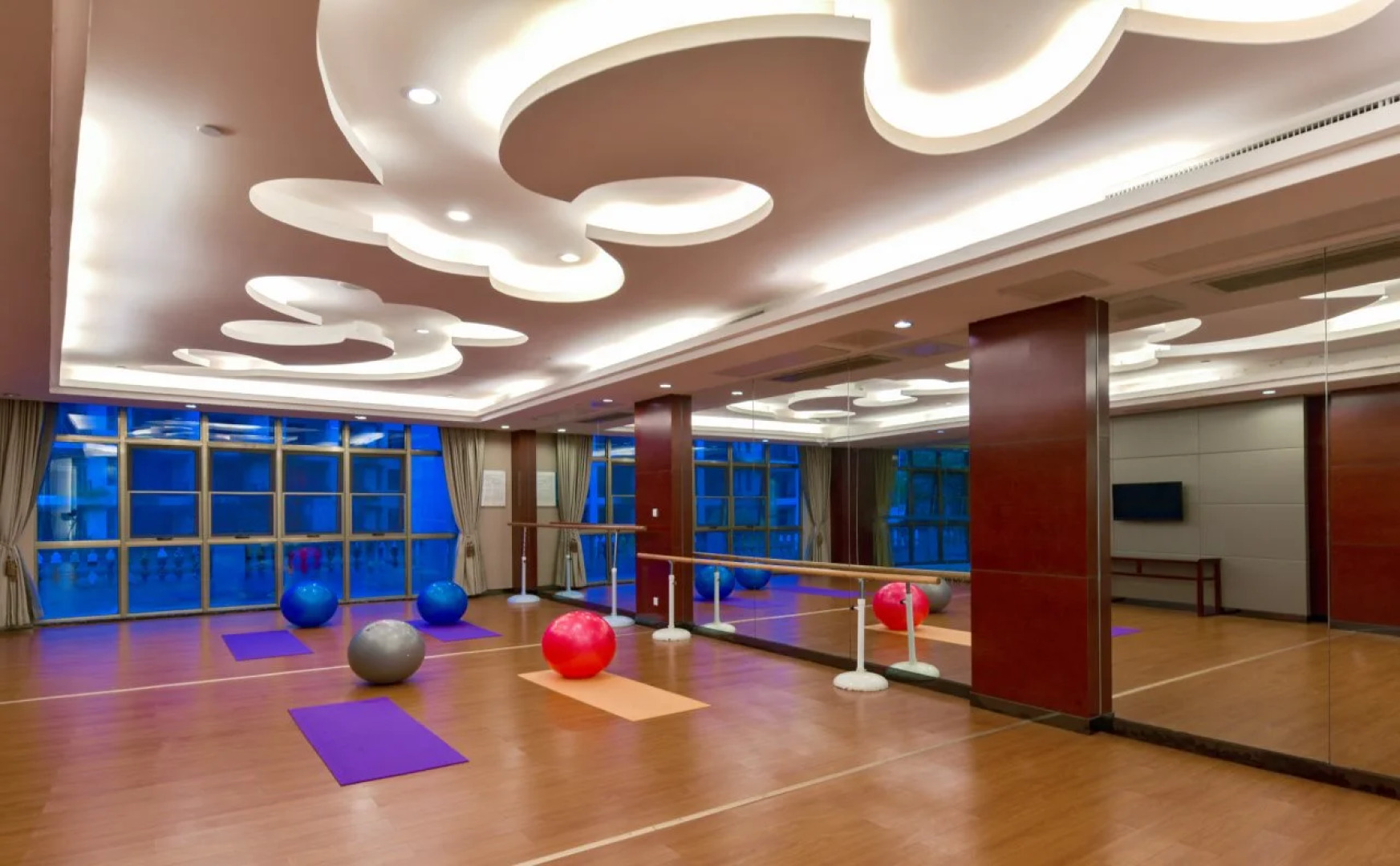 Zhangjiajie Country Garden Phoenix Suites Hotel