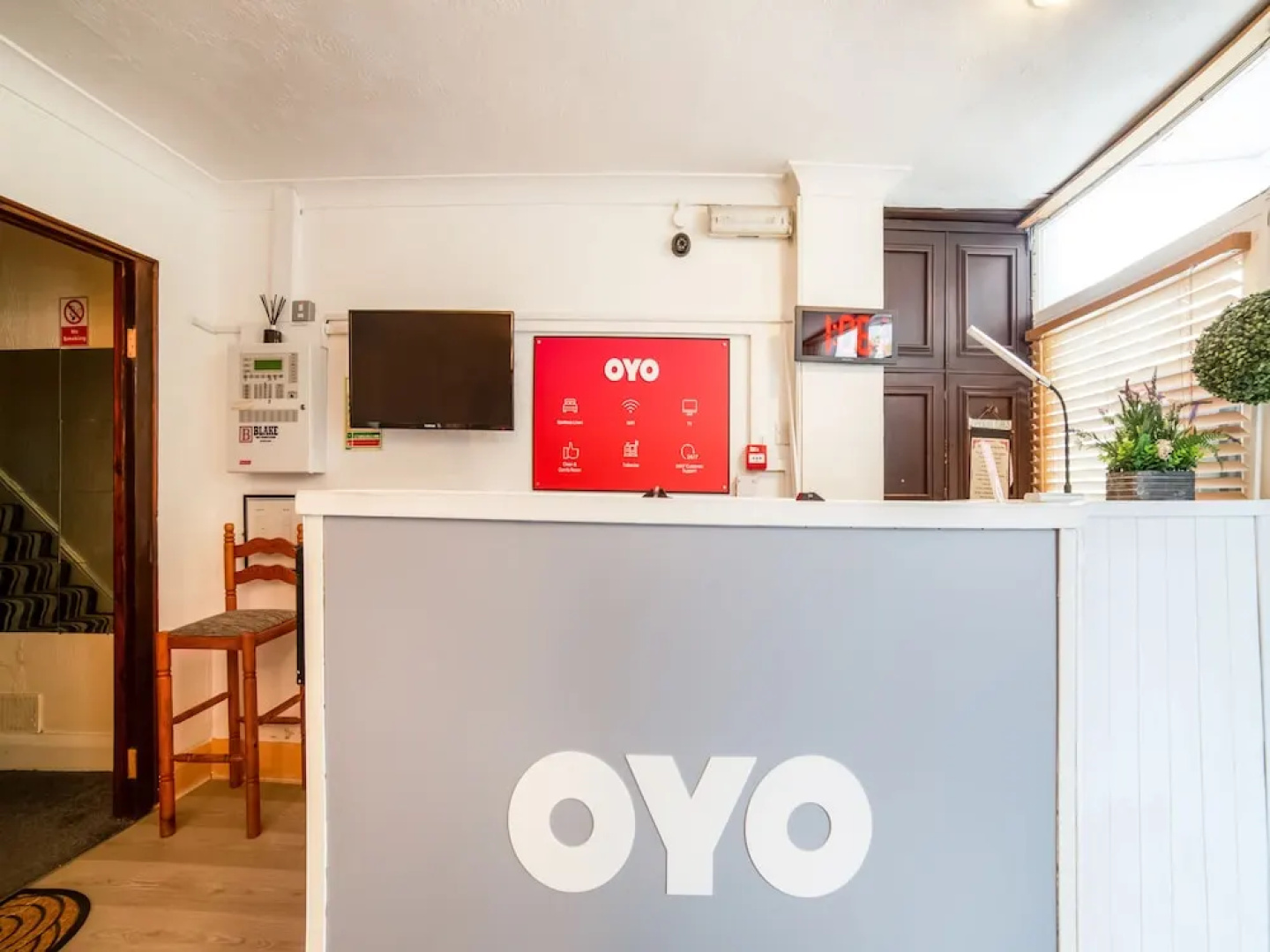 Oyo Devine Beach Hotel, Westcliff Southend-On-Sea