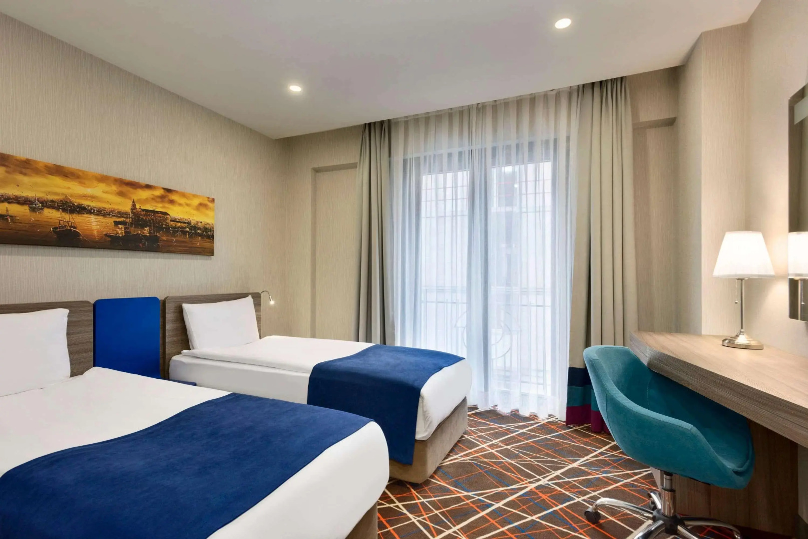 Отель Tryp Bosphorus Taksim