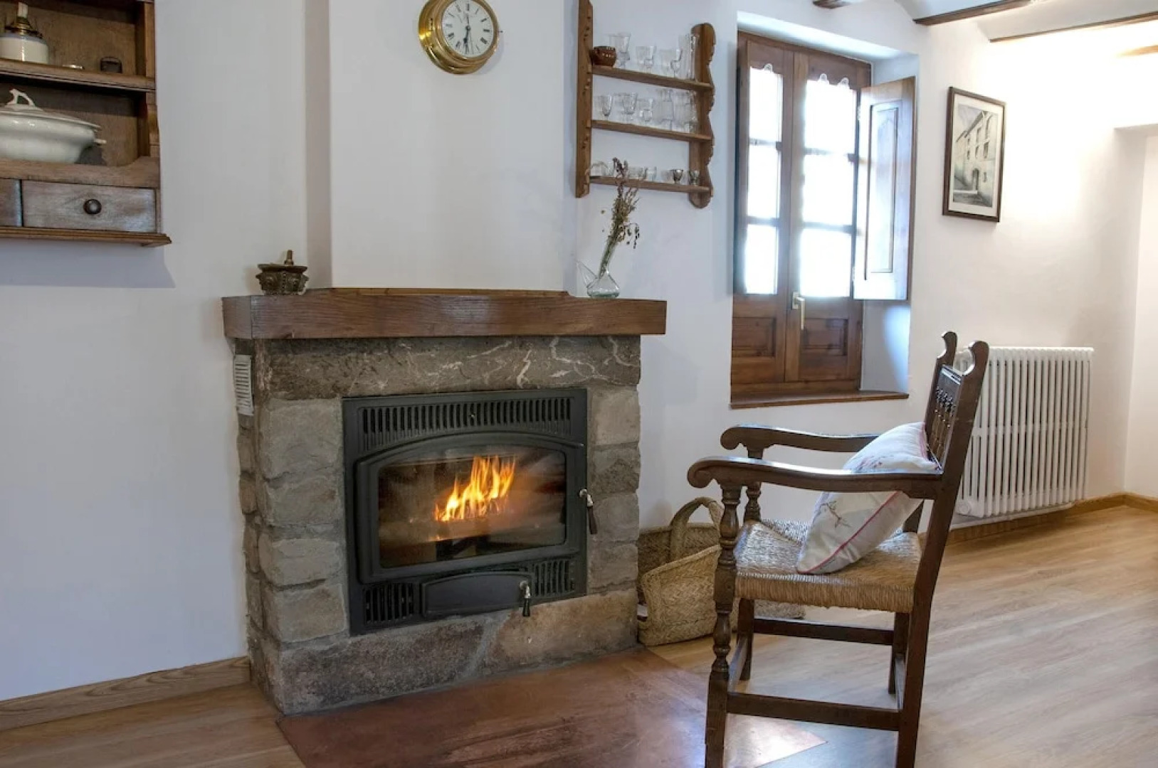 House With 4 Bedrooms in Anciles, With Wonderful Mountain View, Furnished Balcony and Wifi Near the Slopes