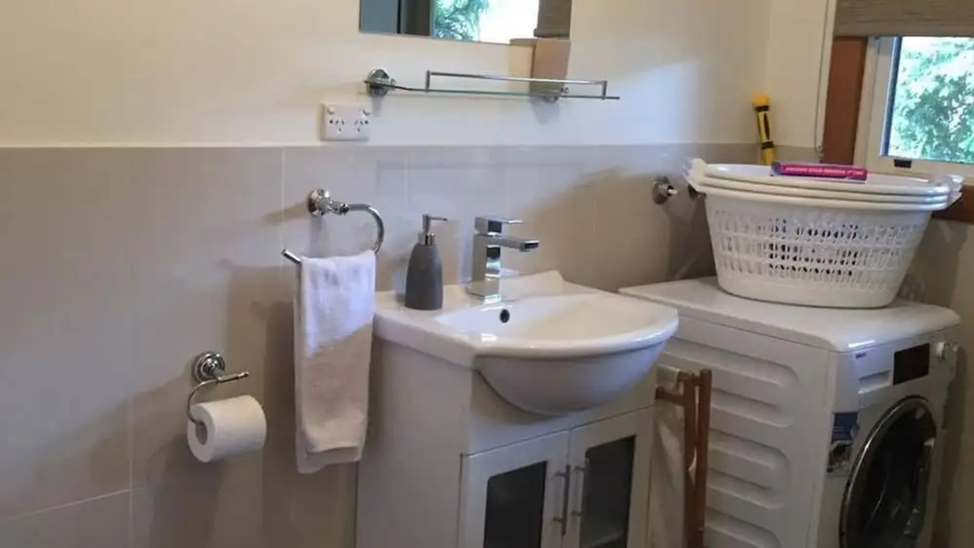 Mystic View Cottage Wandiligong