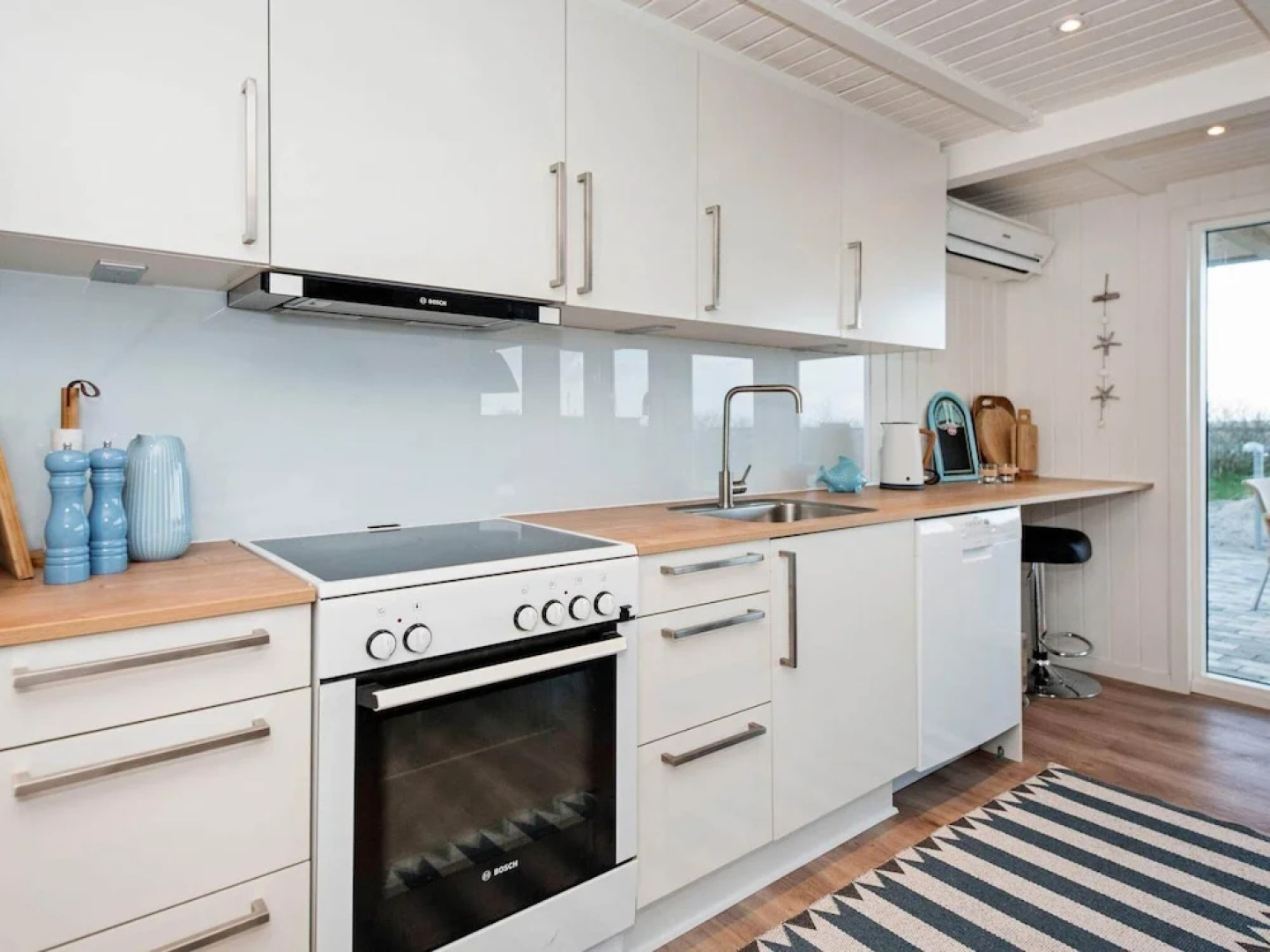 Lovely Holiday Home in Hemmet near Sea