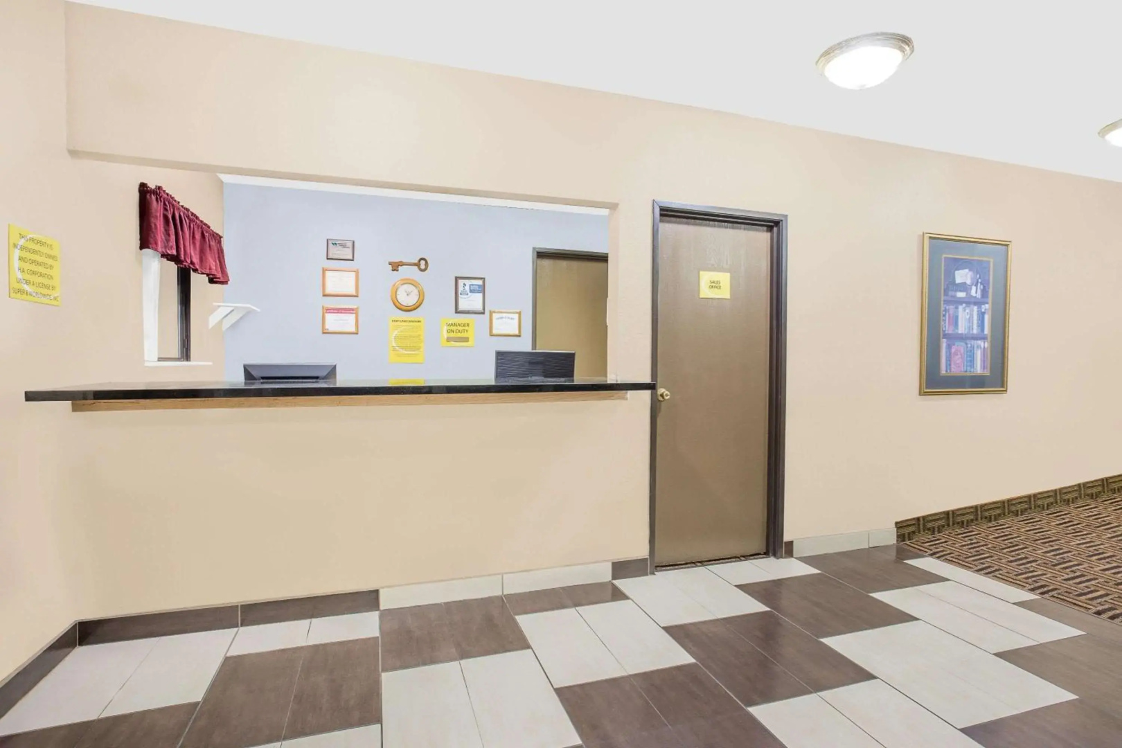 Boarders Inn & Suites by Cobblestone Hotels - Waterloo/Cedar Falls