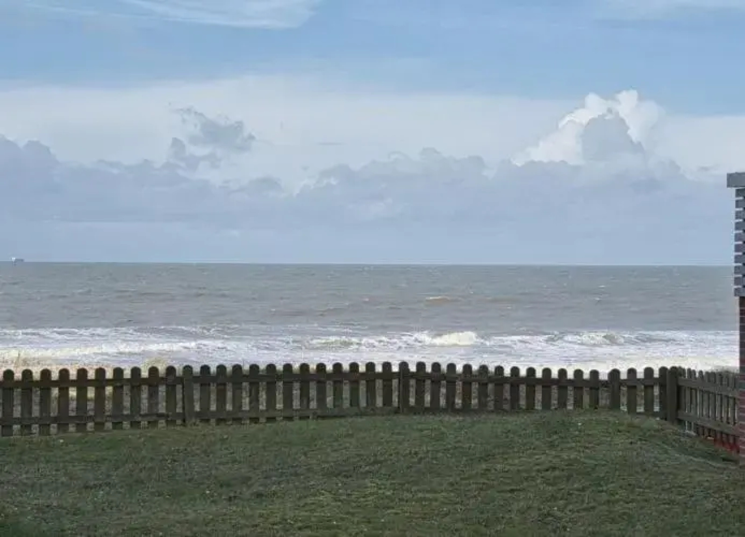 Strand-Zeit - ein Steinwurf zum Meer