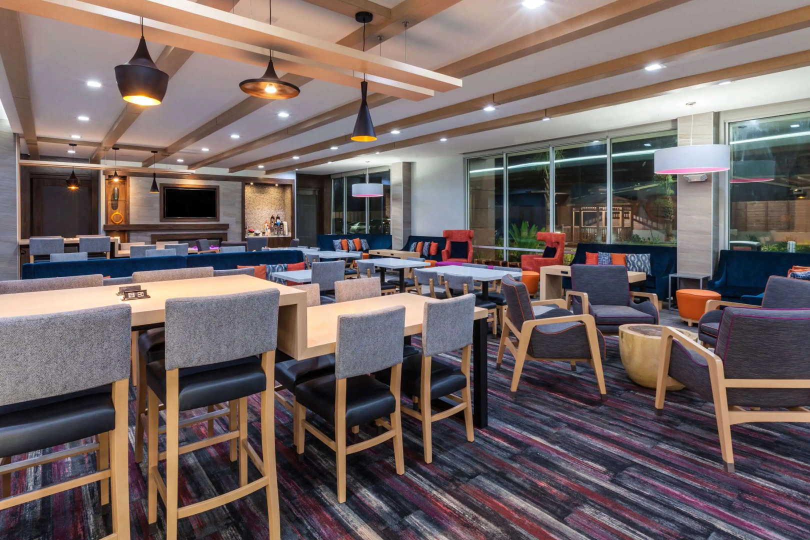 La Quinta Inn & Suites by Wyndham Houston East at Sheldon Rd