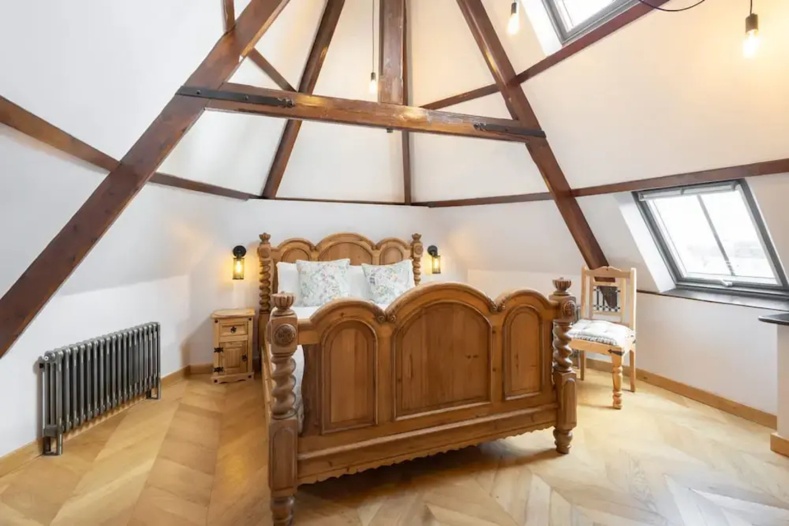 Host Stay The Tiny Chapel