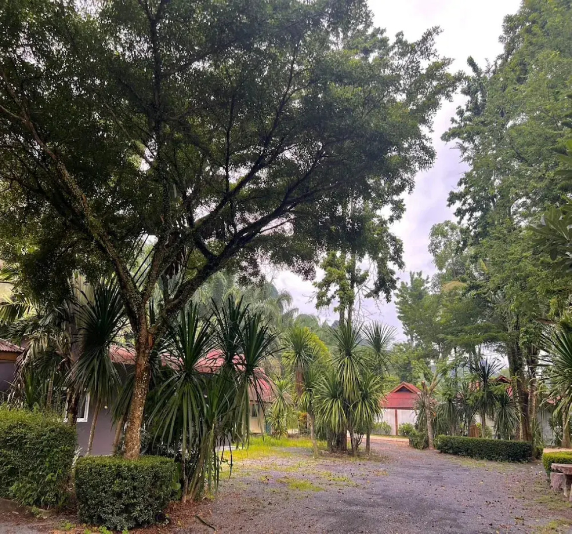 OYO 75517 Mananchaya Resort