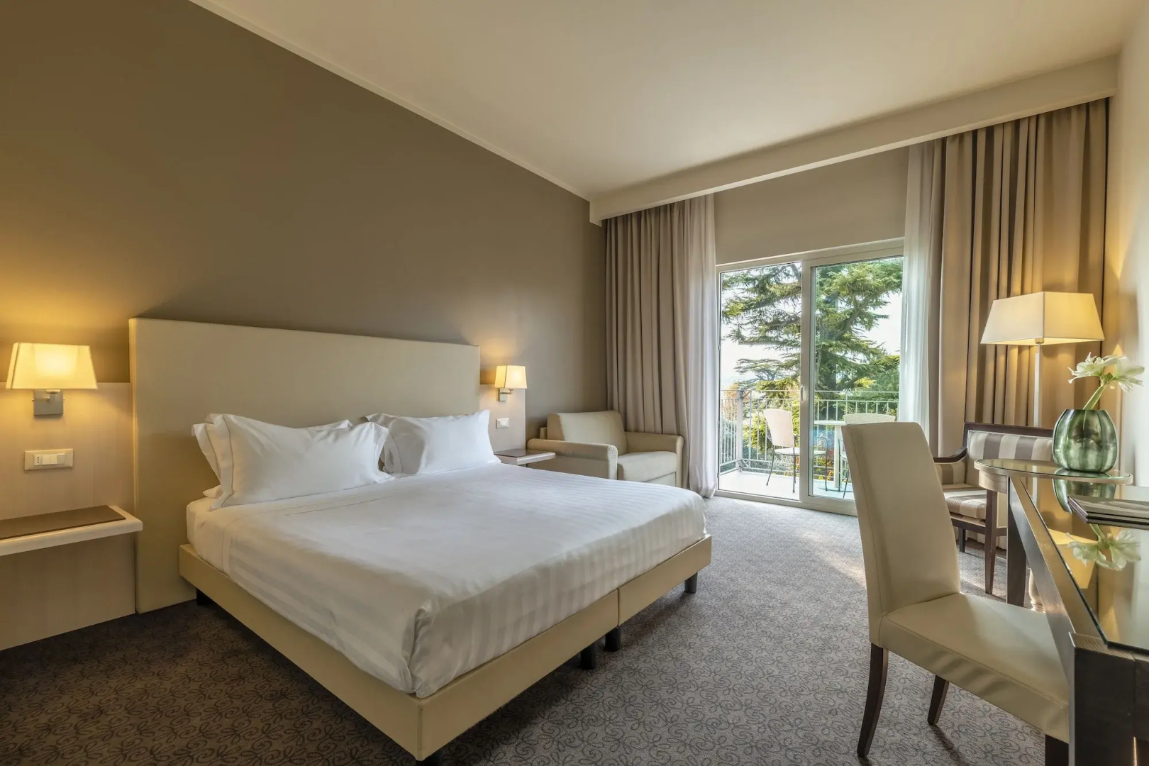 Villa Rosa Hotel