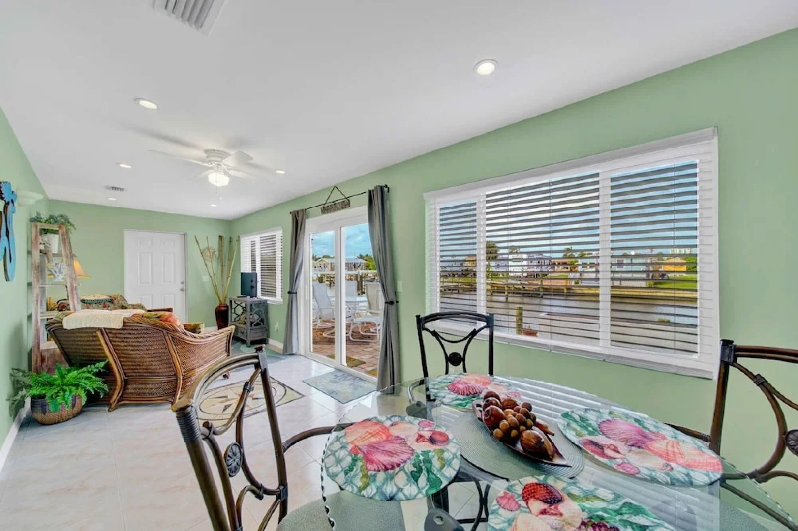 The SS Mermaid-Spotless Island - 2 Br Villa