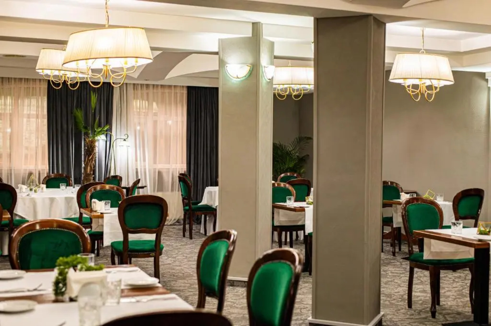 Hotel Brilliant Meseș