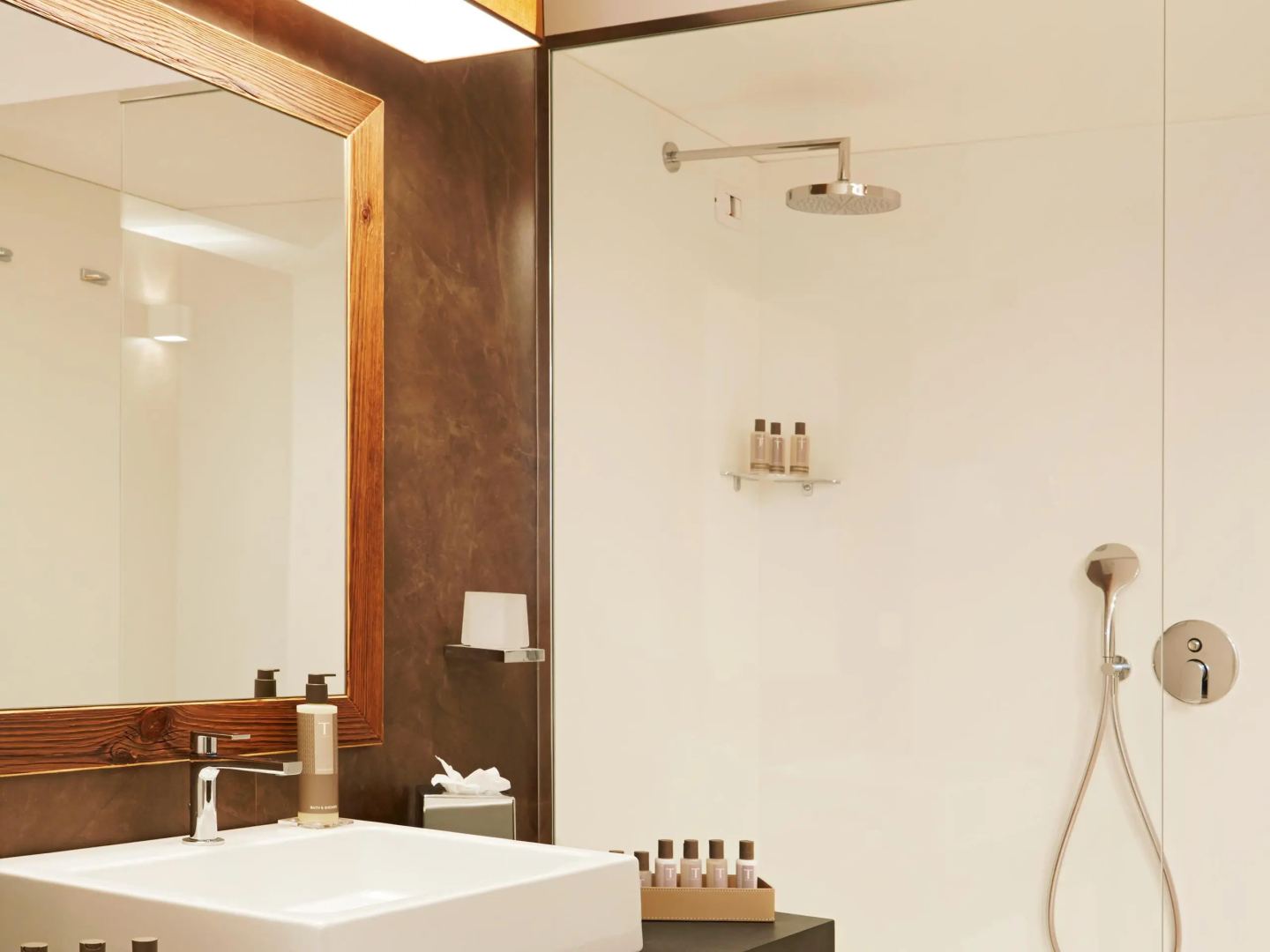 Montana Lodge & Spa, by R Collection Hotels