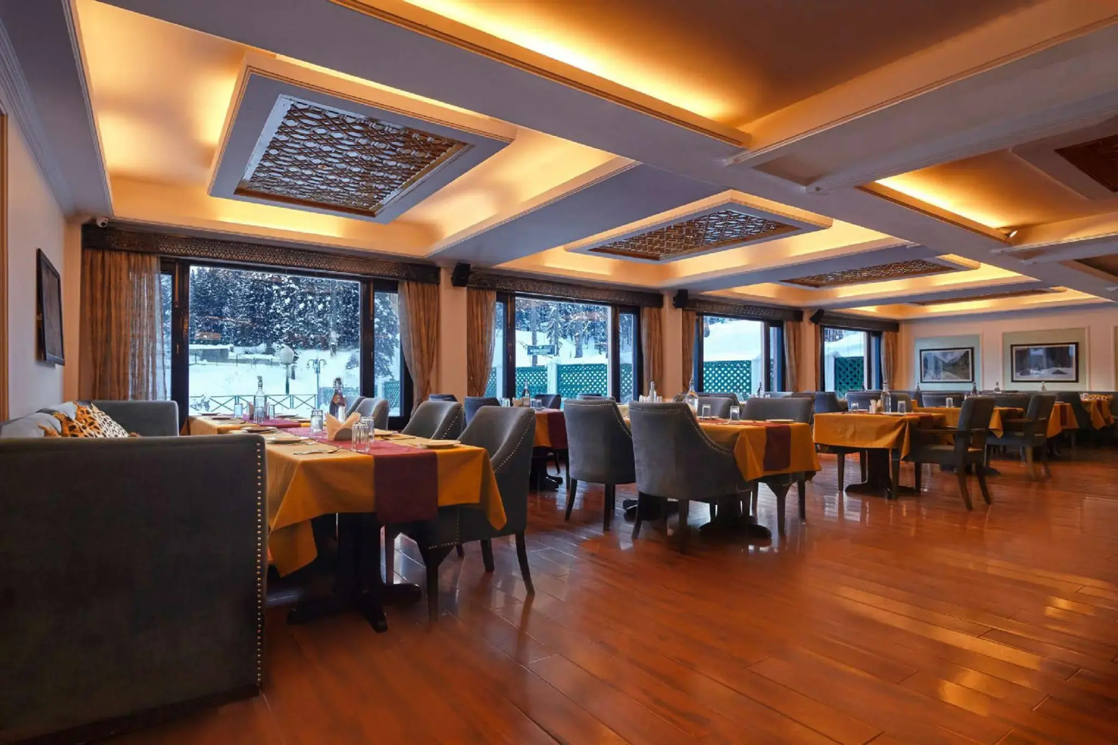 Hotel Grand Mumtaz