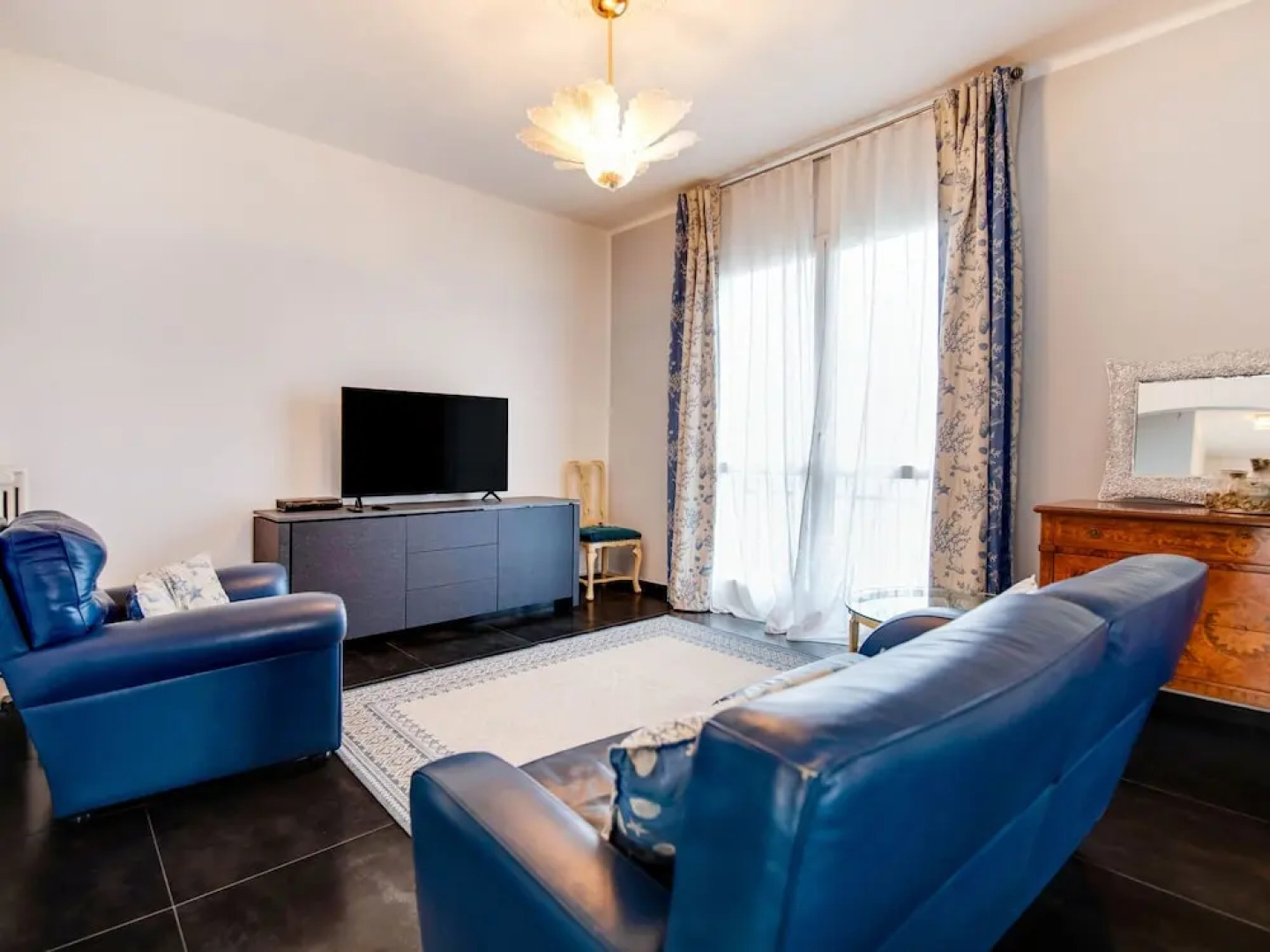 Scenic Holiday Home in Cipressa Near Town Centre