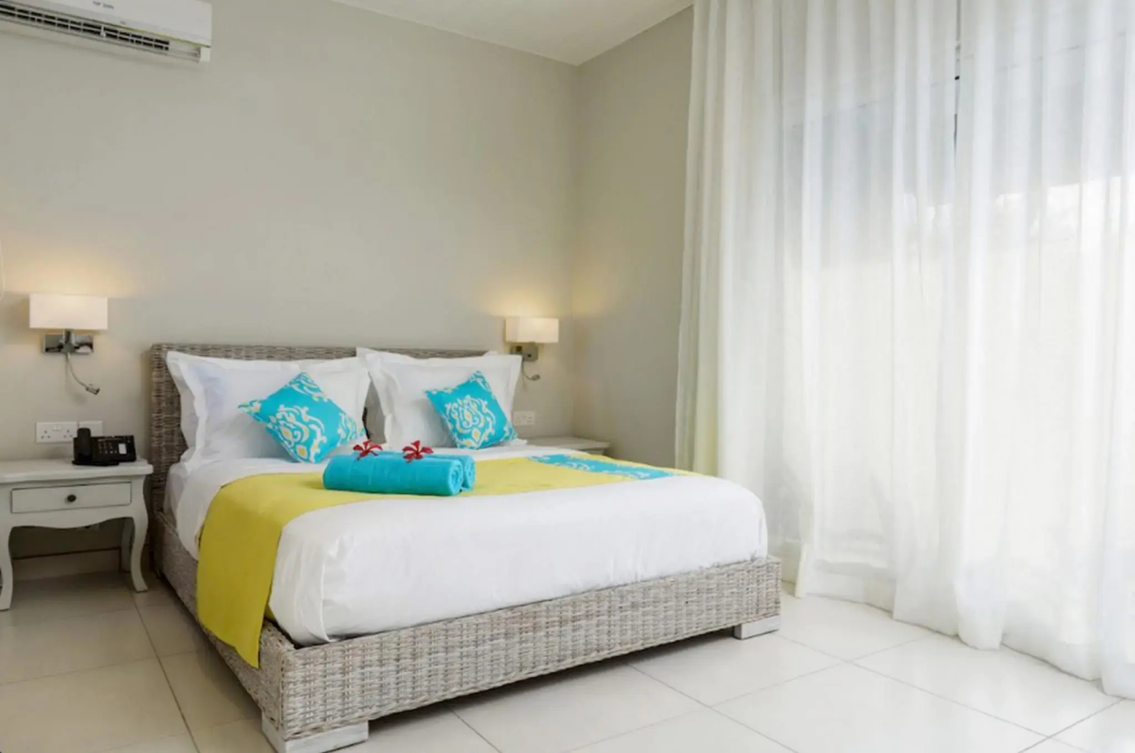 Voile Bleue Boutique Hotel