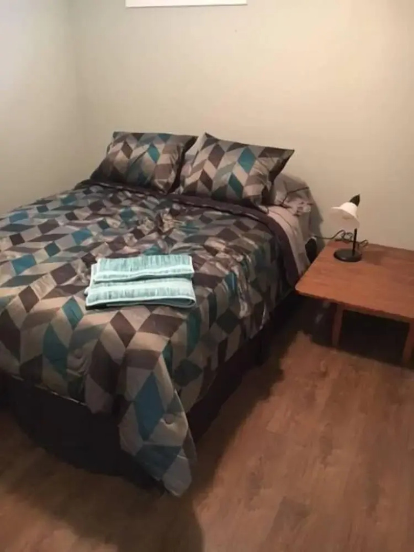 Very Large & Welcoming London Bungalow