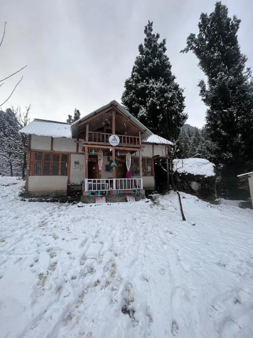 Zevibes Cafe & Homestay