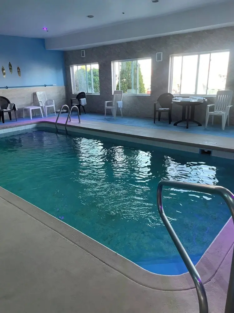 Red Lion Inn & Suites Blue Springs