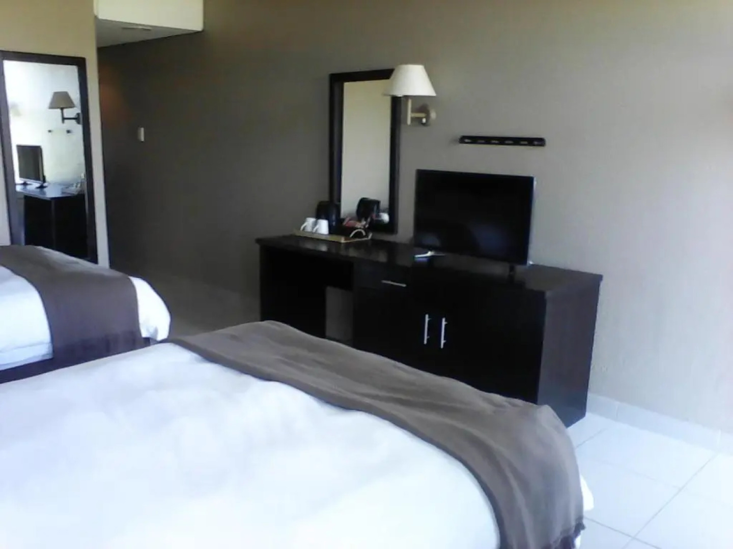 Wilderness Beach Hotel