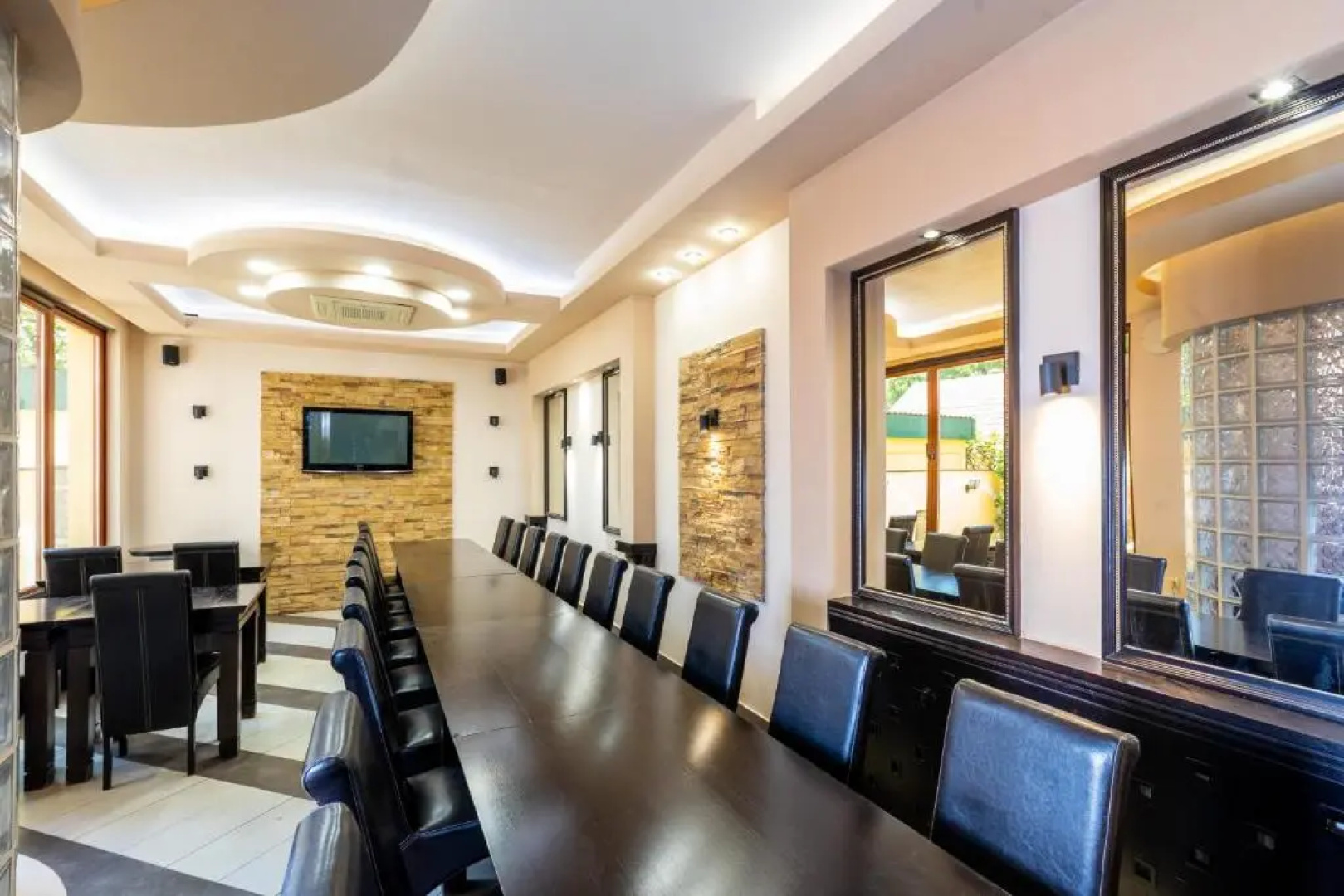 Hotel Vila Lago