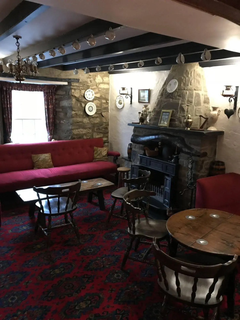 Trewern Arms Hotel