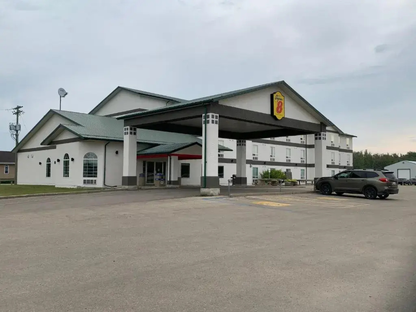 Super 8 Swan River MB