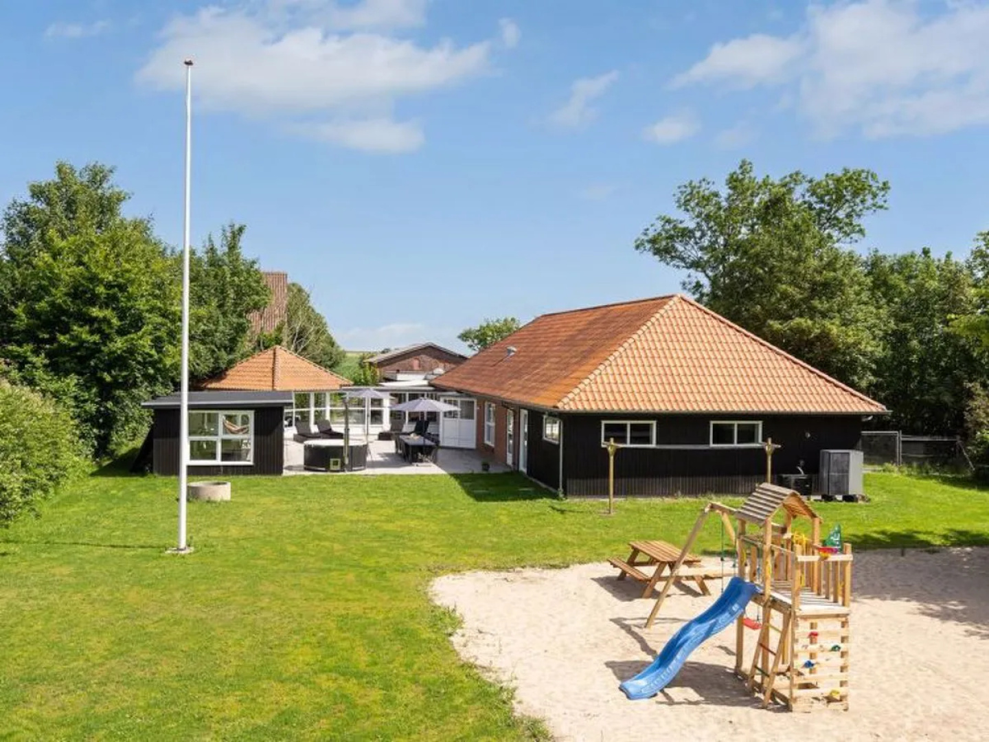 "Gabriele" - 17km from the sea in Western Jutland