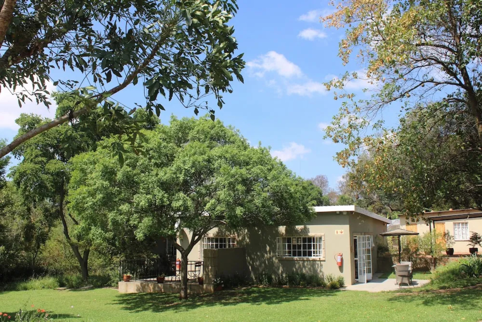 Random Harvest Country Cottages