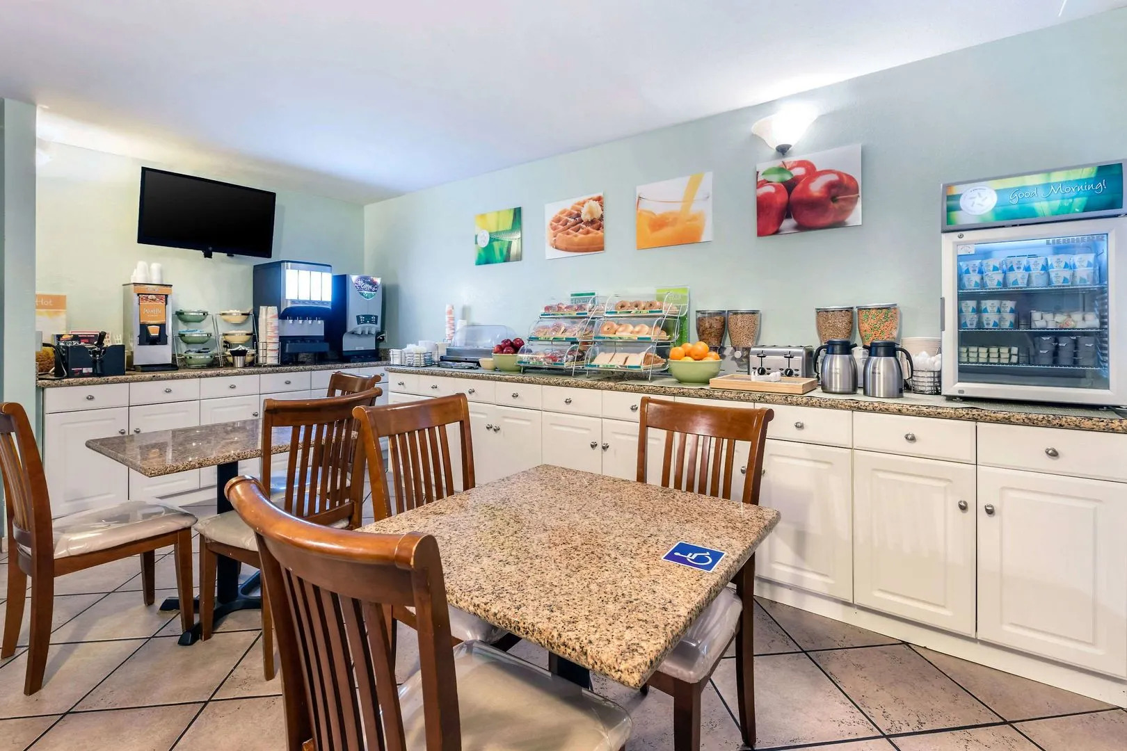 Scottish Fairway Inn