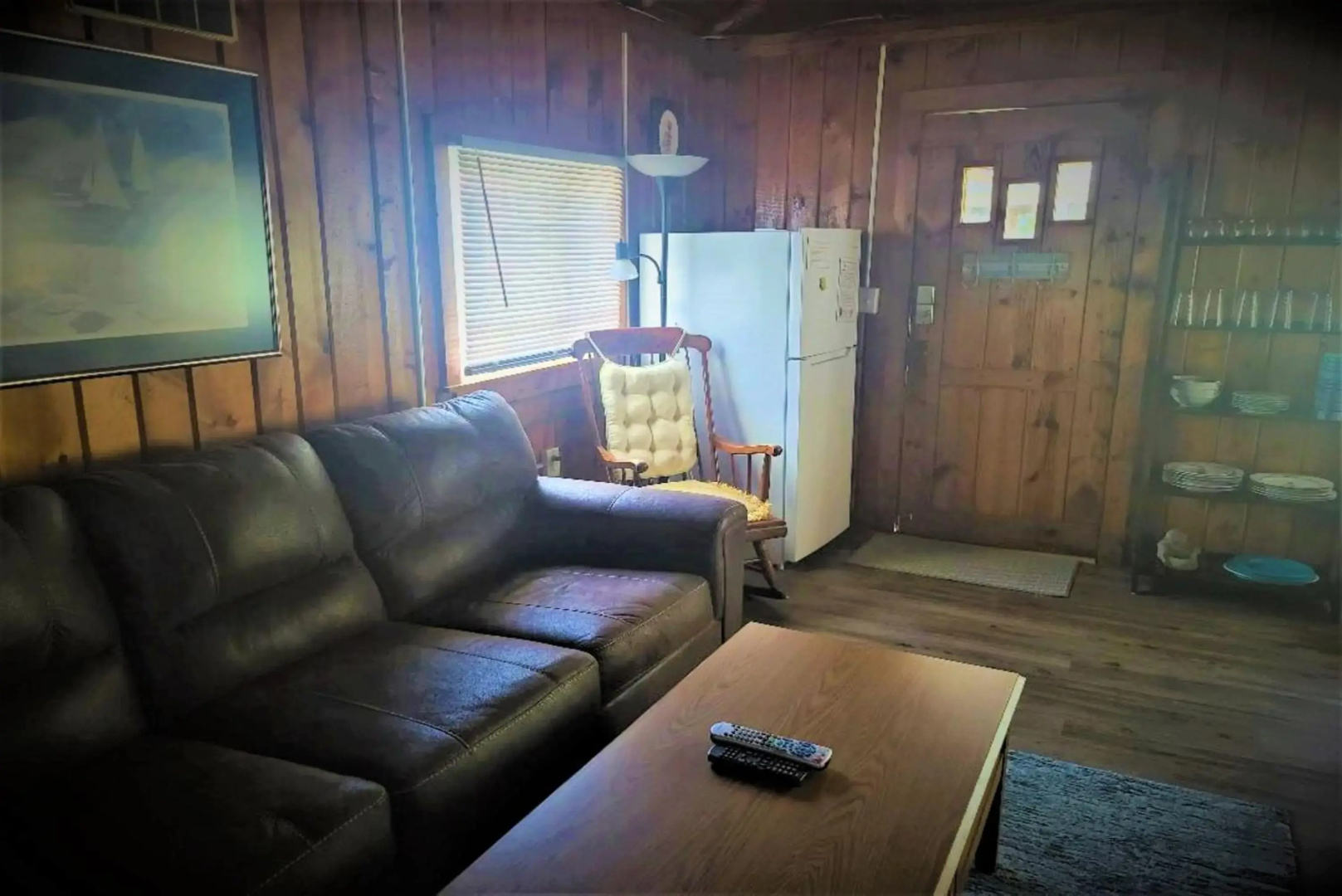 Lake Huron - 1 Bedroom, 1 Bath Lake Front Cabin (Sleeps 4)