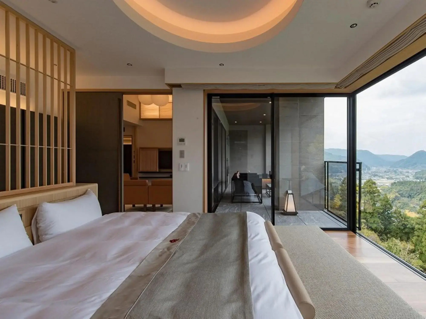 Okuhita Onsen Umehibiki