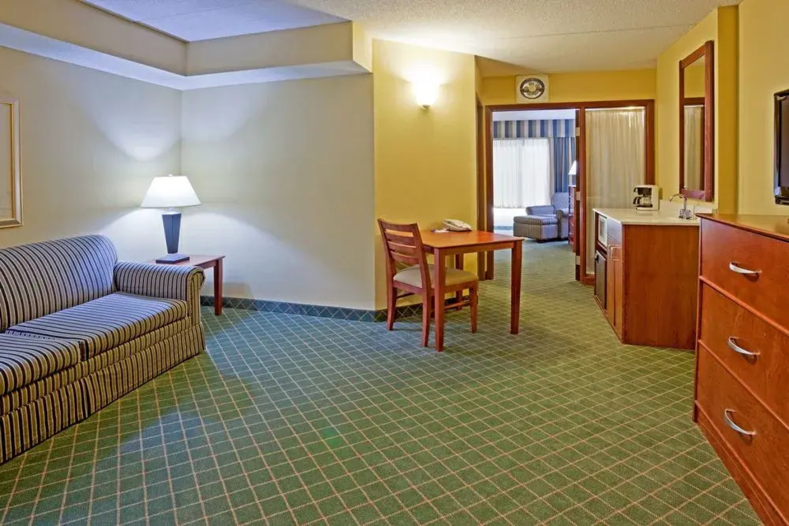 Holiday Inn Express & Suites Coon Rapids - Blaine Area