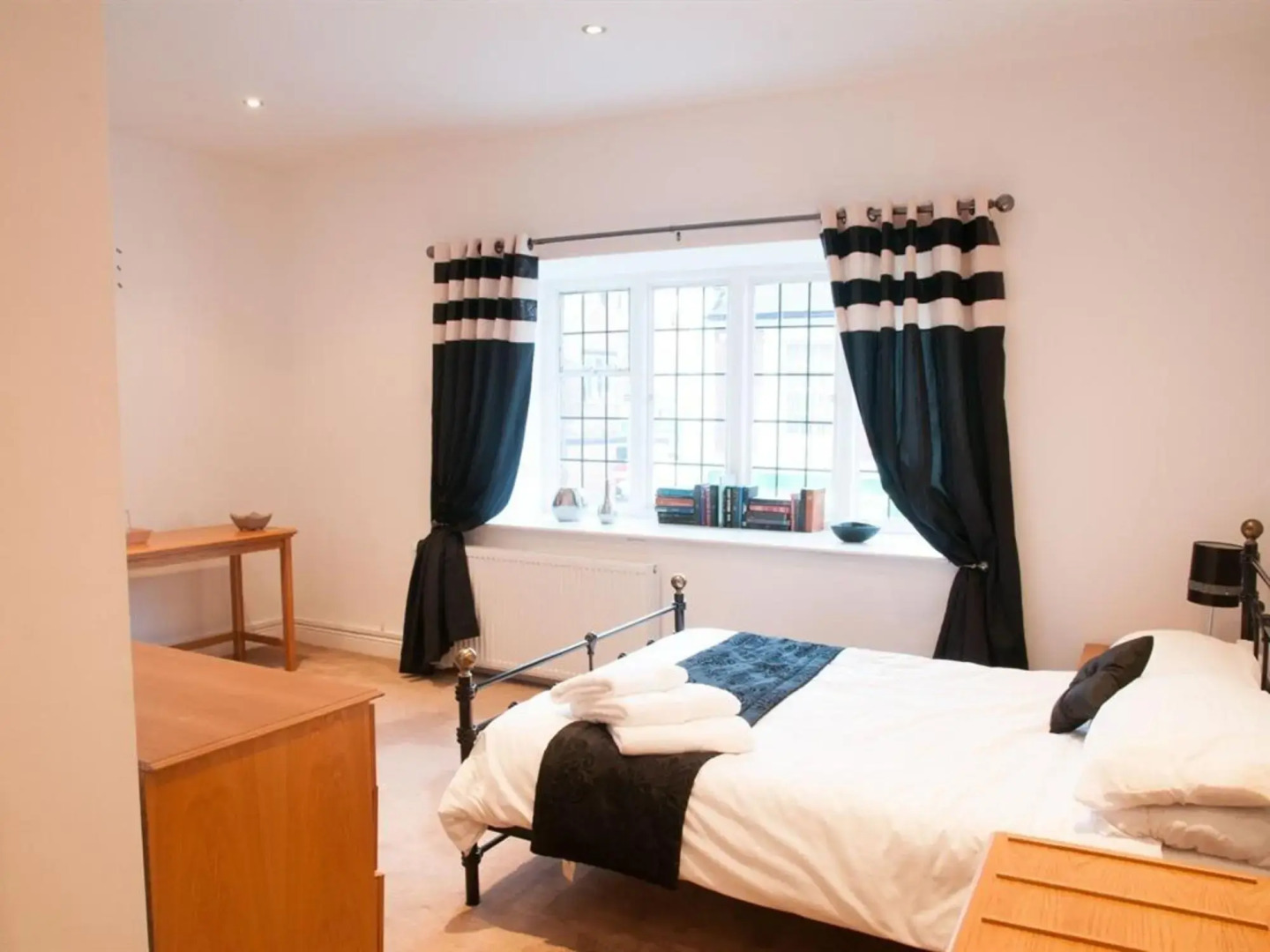 Huckleberrys Bar and Grill