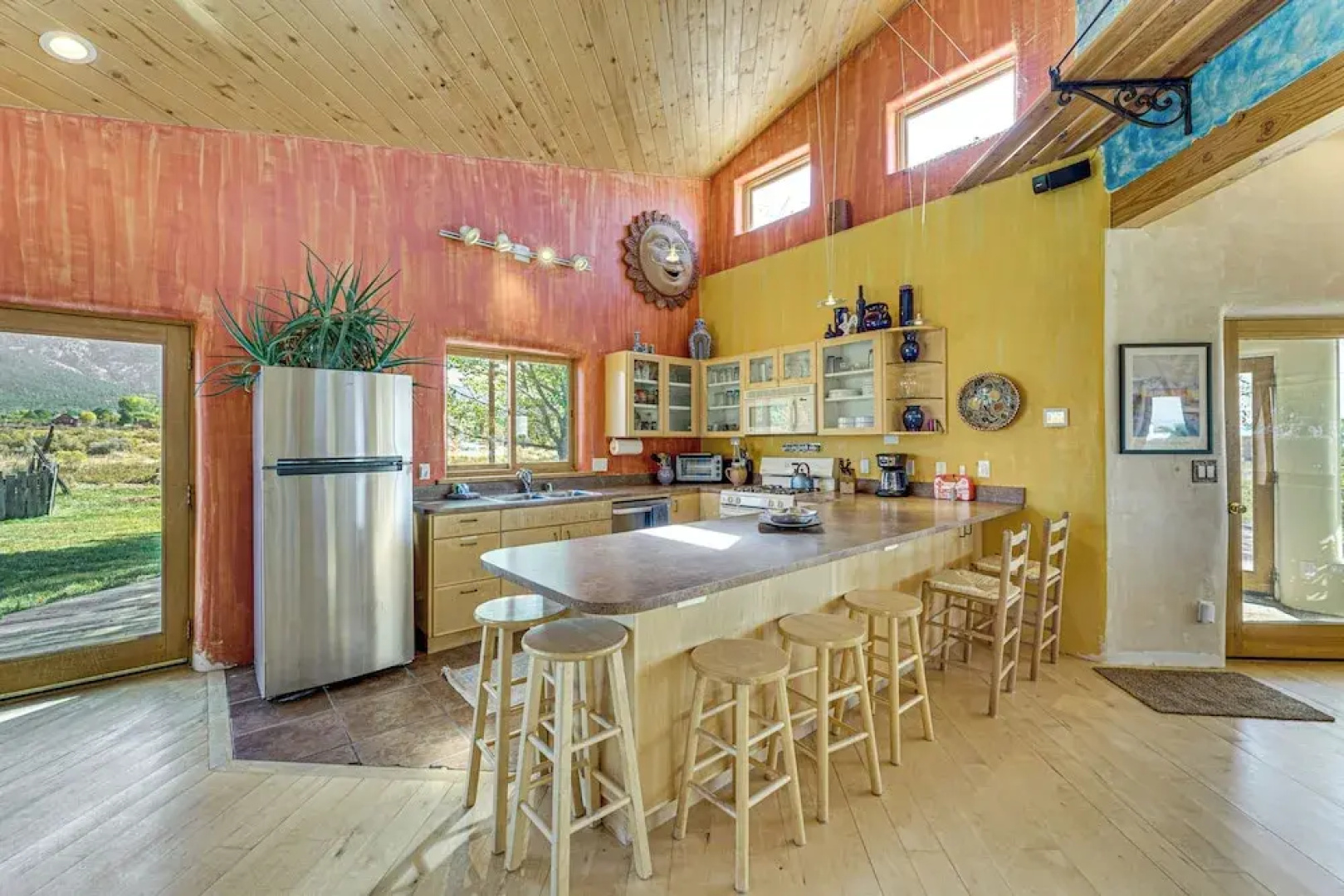 10 Mi to Taos Ski Valley: Mtn-view Duplex w/ Deck!