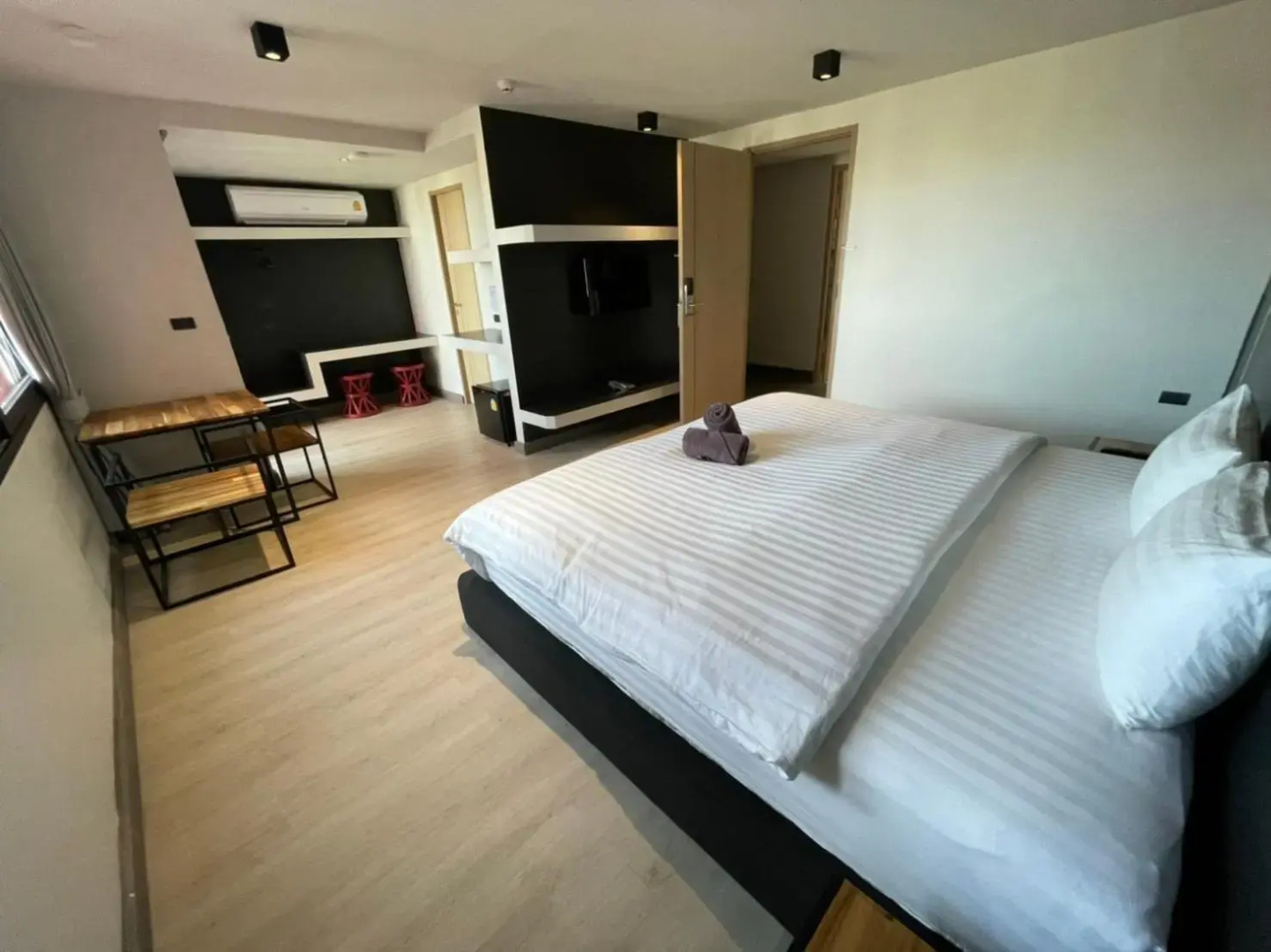 Prime Town - Posh & Port Hotel Phuket