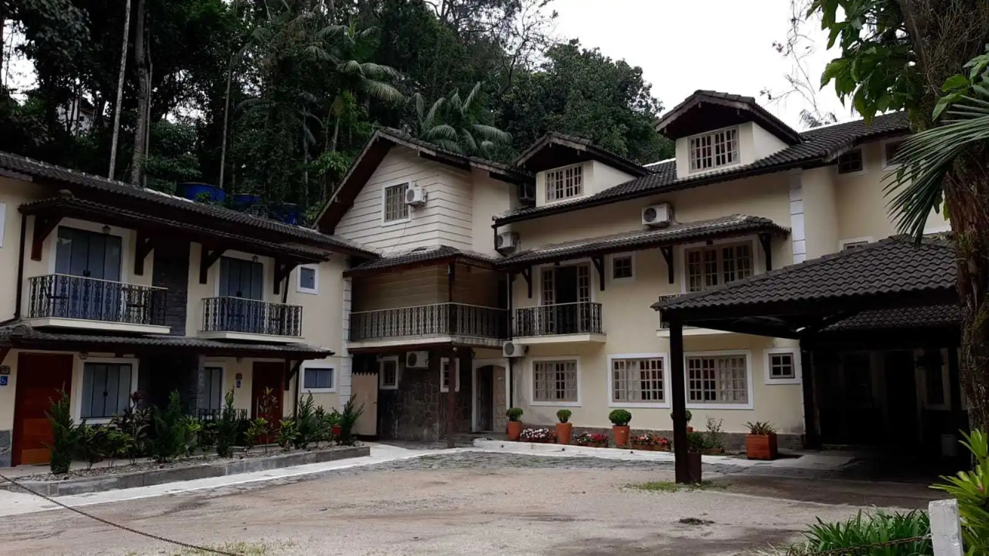Hotel Rio Penedo