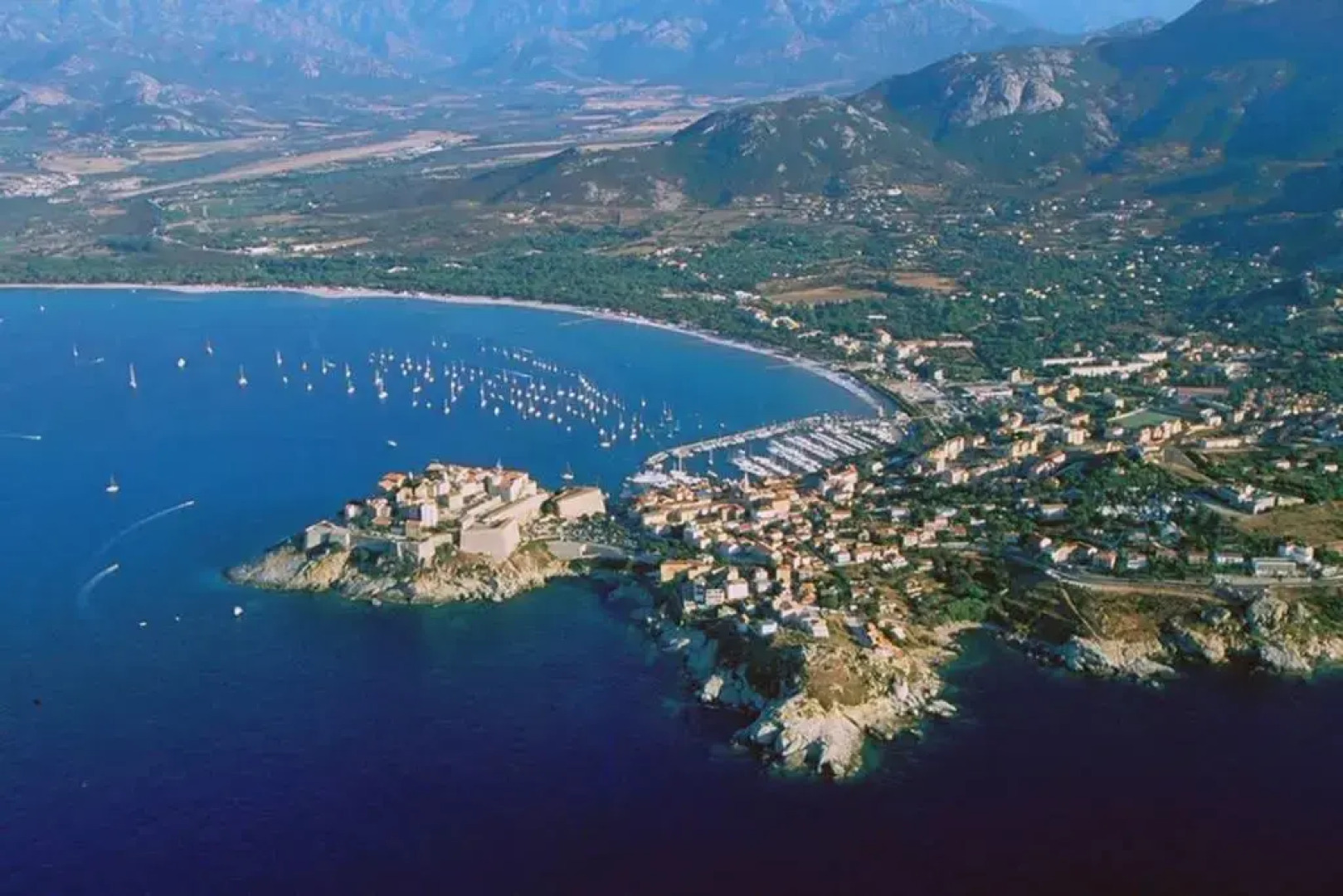 T2 Loft entre mer et montagne