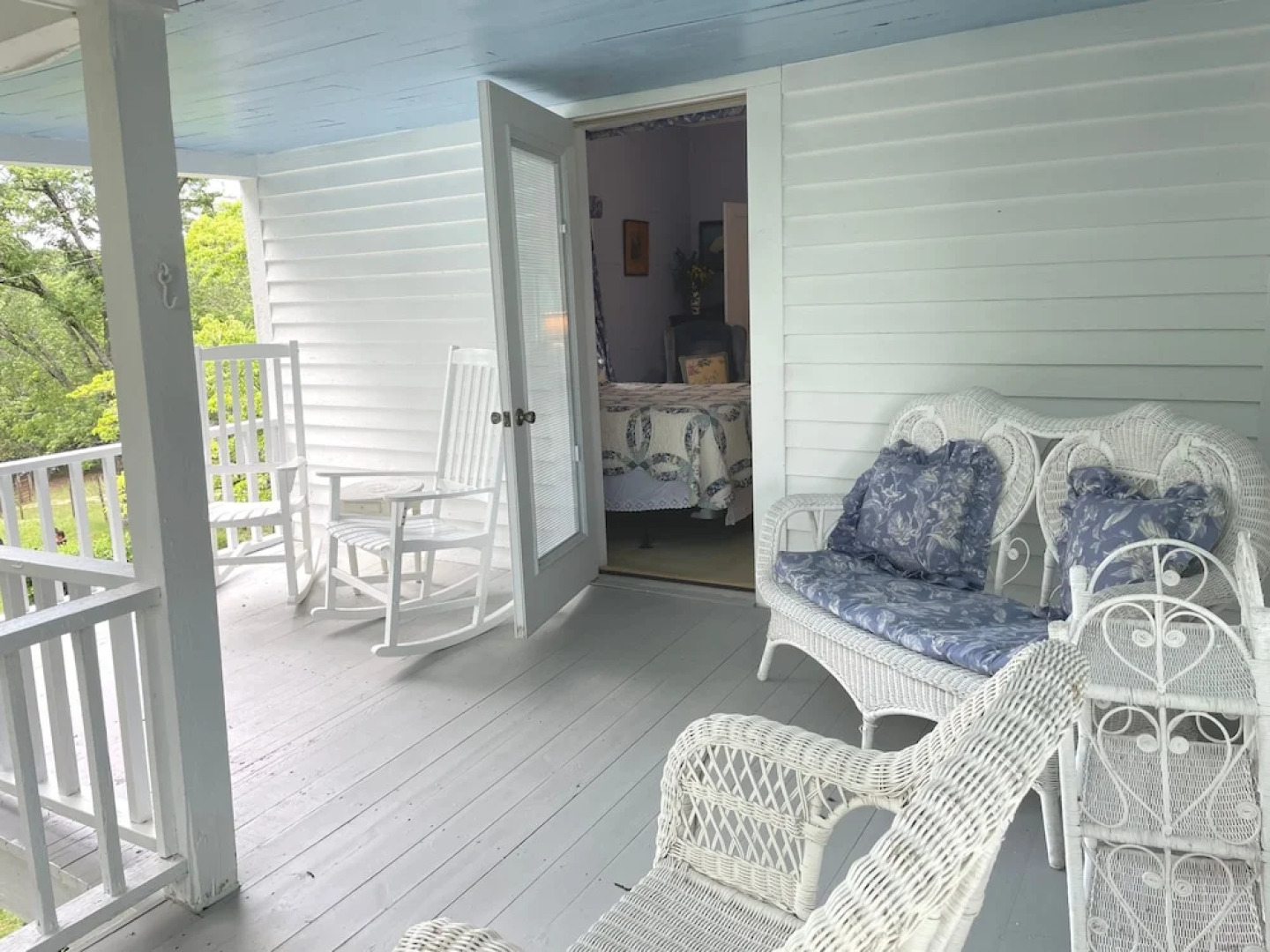 The Sautee Inn Bed & Breakfast