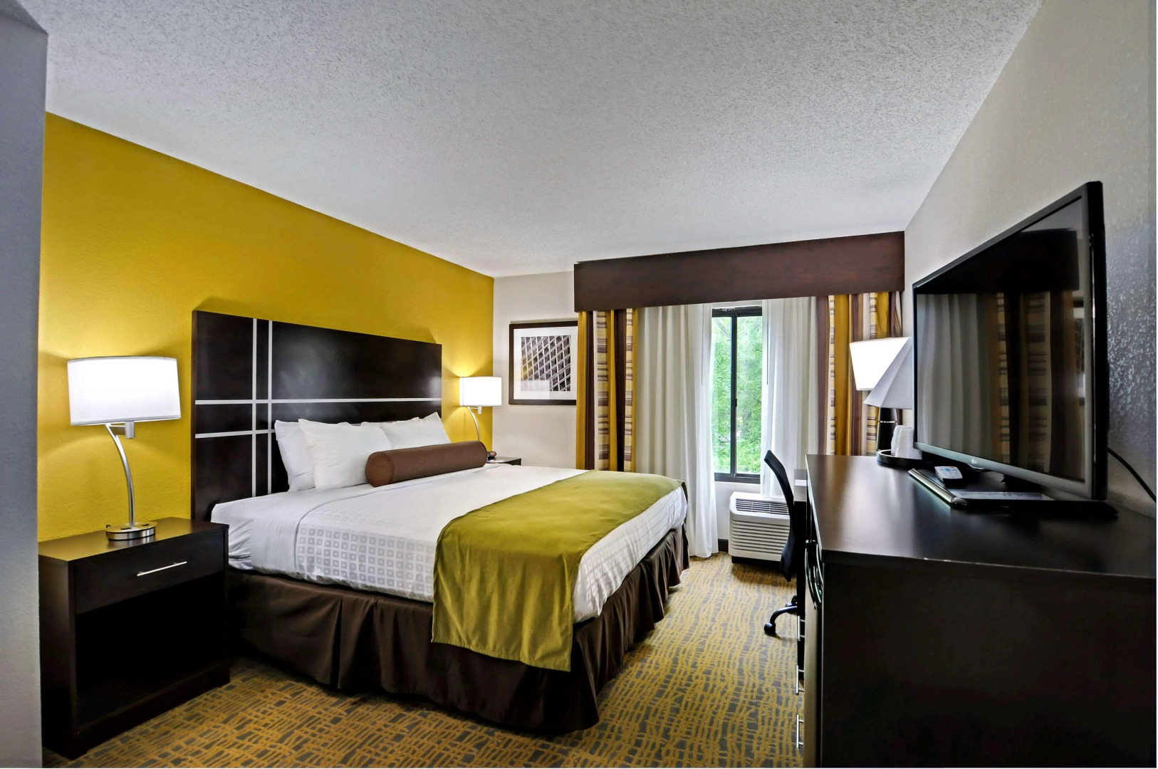 Best Western Plus Hanes Mall Hotel
