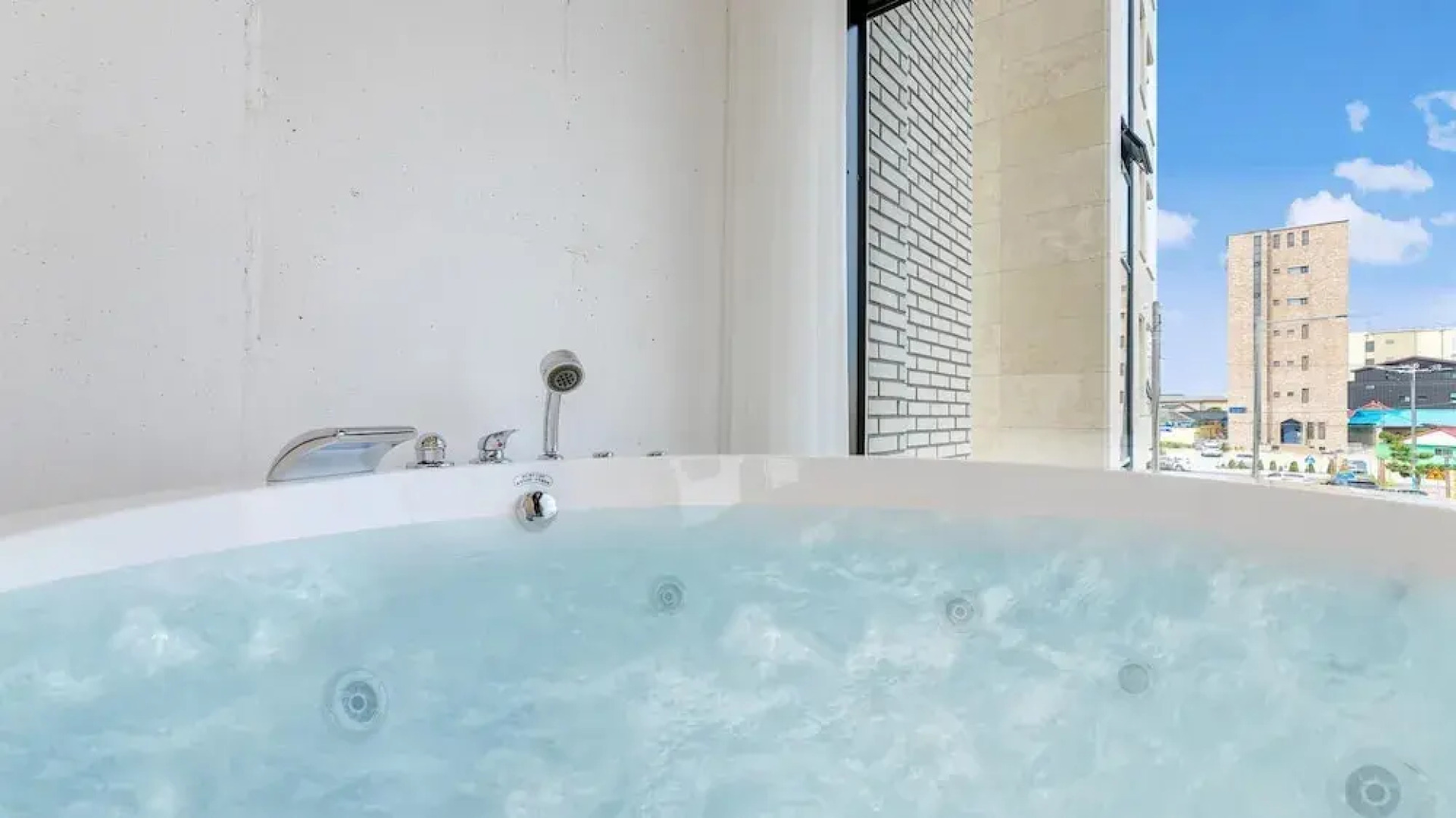 Gangneung Kwiseute Spapension