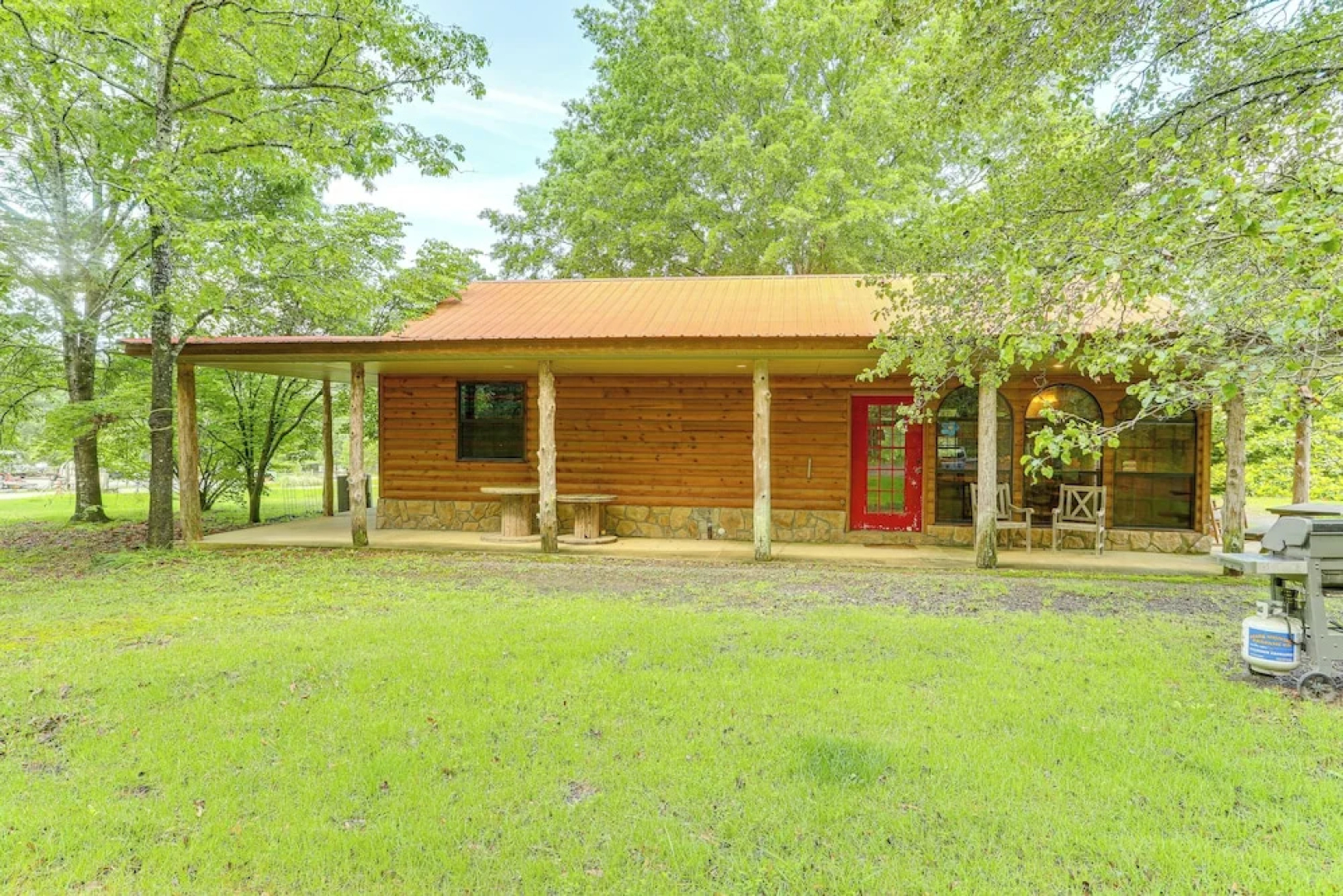 Tumbling Shoals Cabin < 1 Mi to Beaches & Boating!