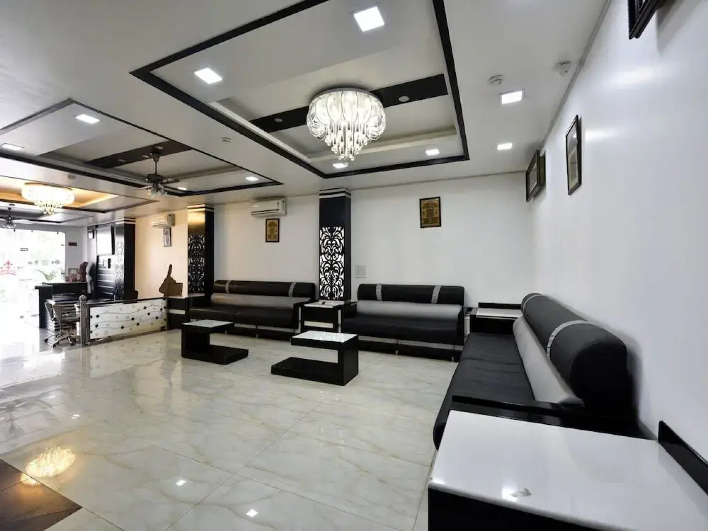Shyam Residency By OYO Rooms