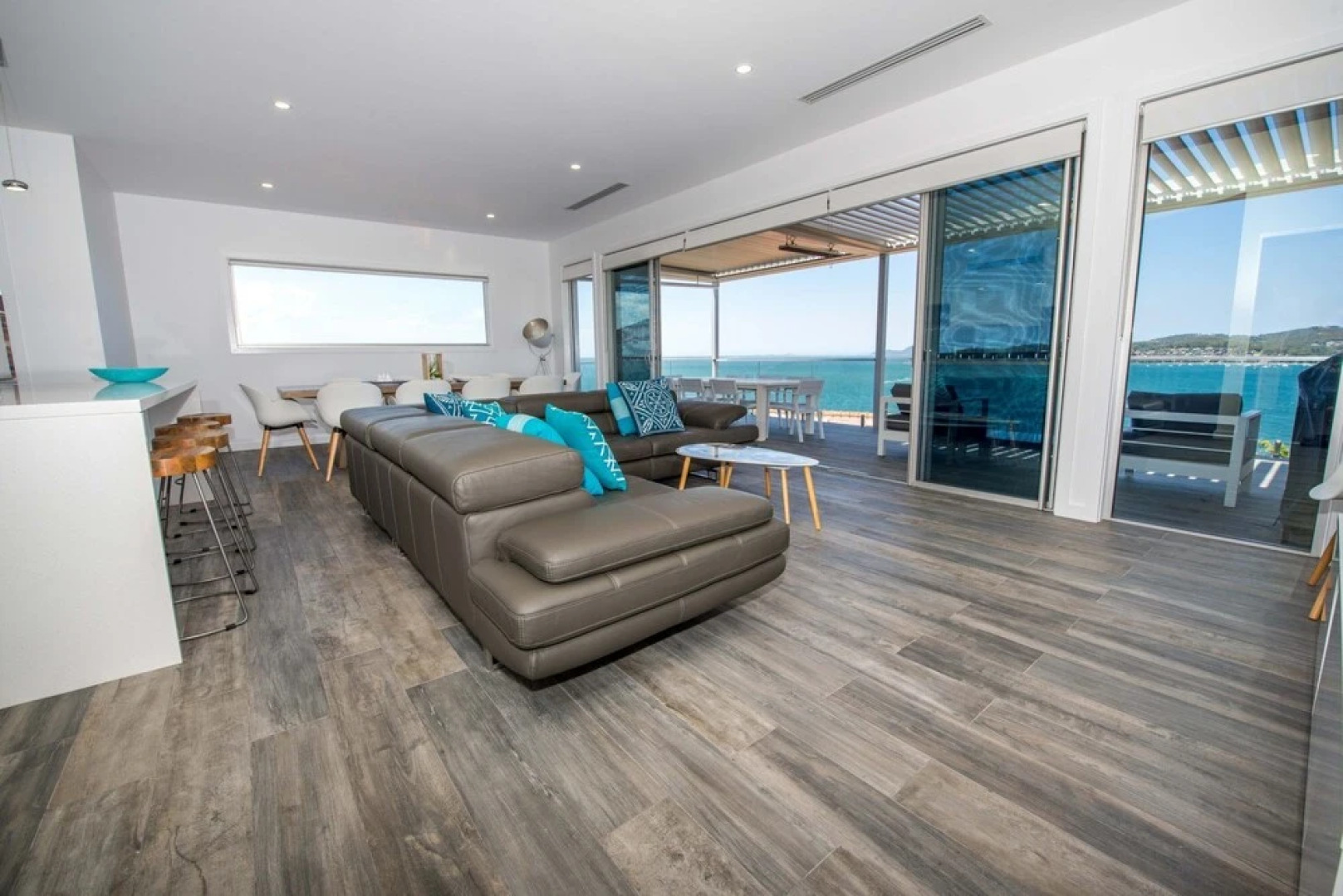 Bluewater Splendour - the Ultimate Beach Home