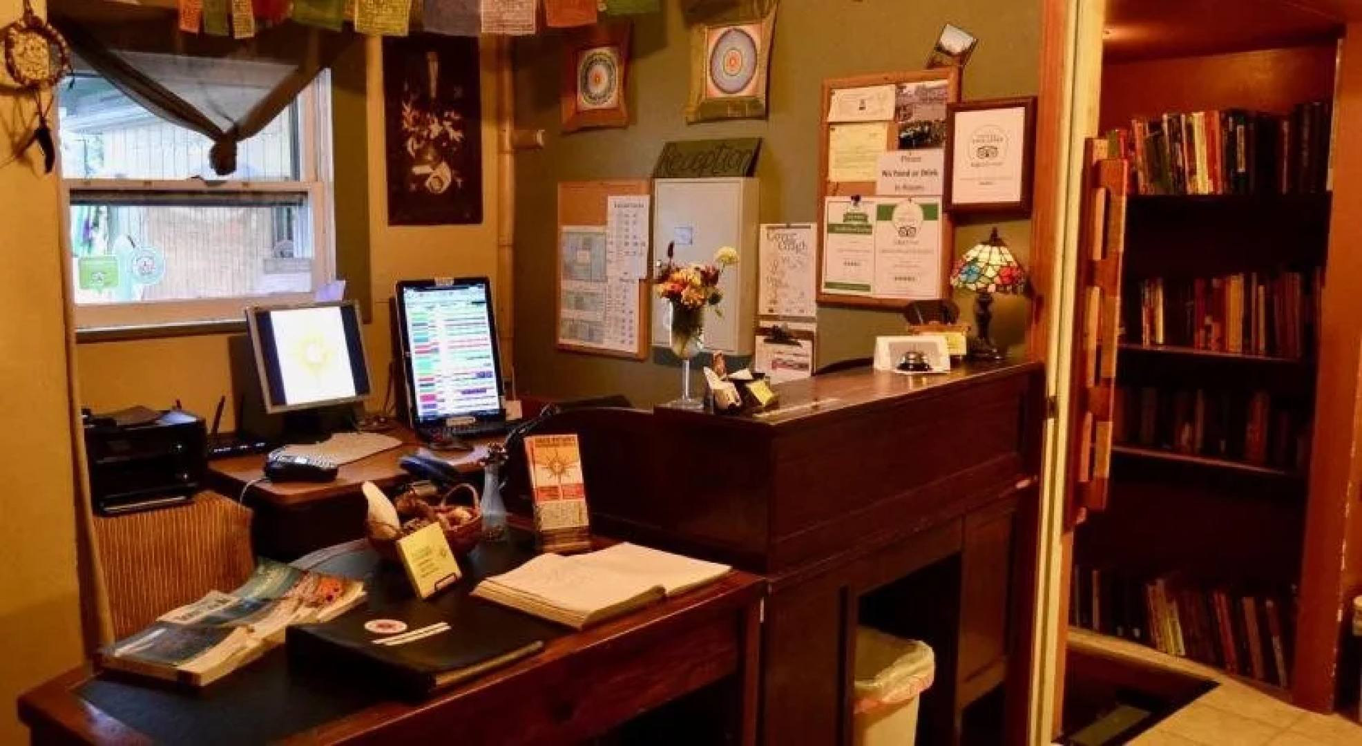 Eugene Whiteaker International Hostel