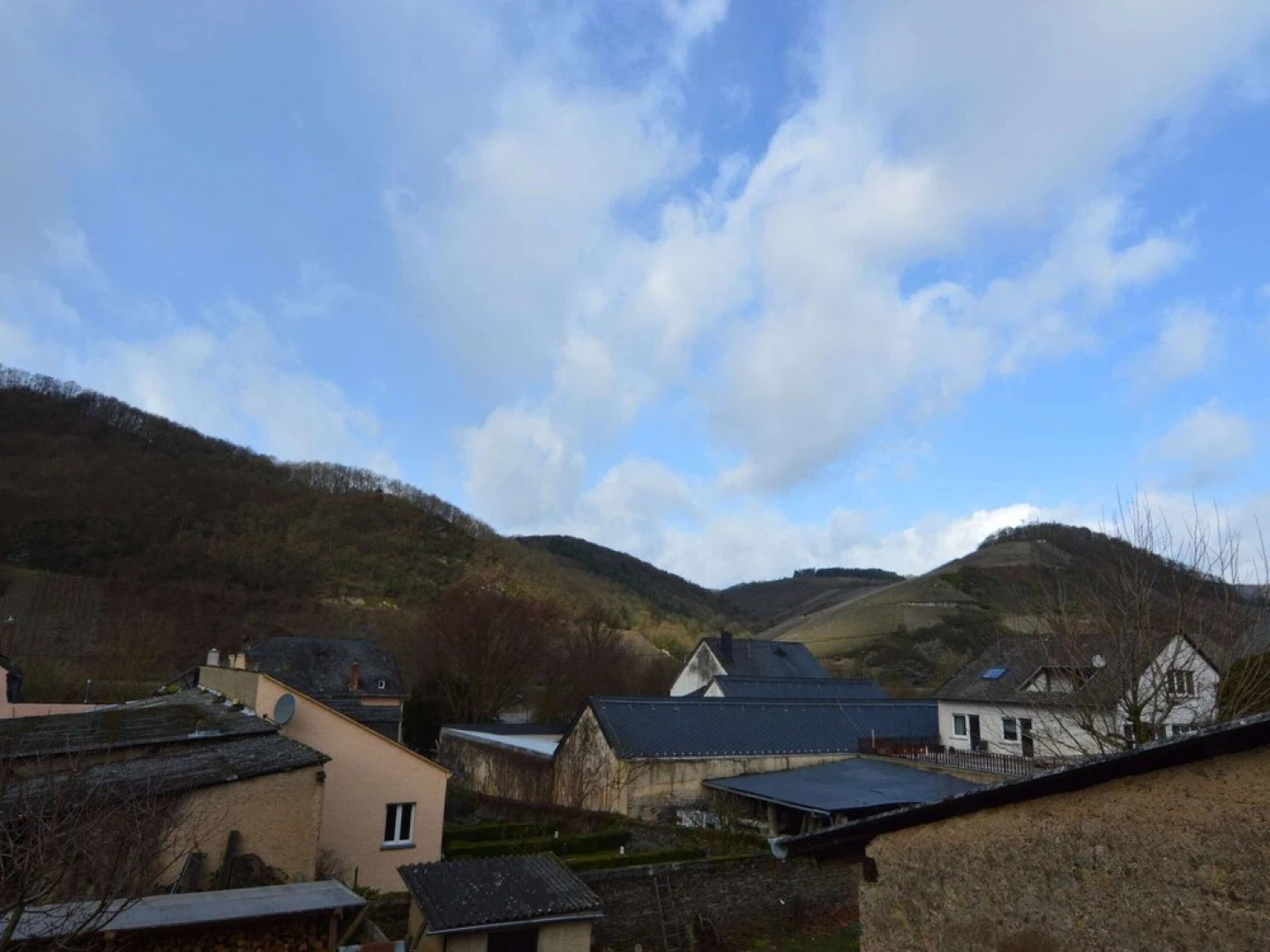 Charming Holiday Home in Neumagen-dhron